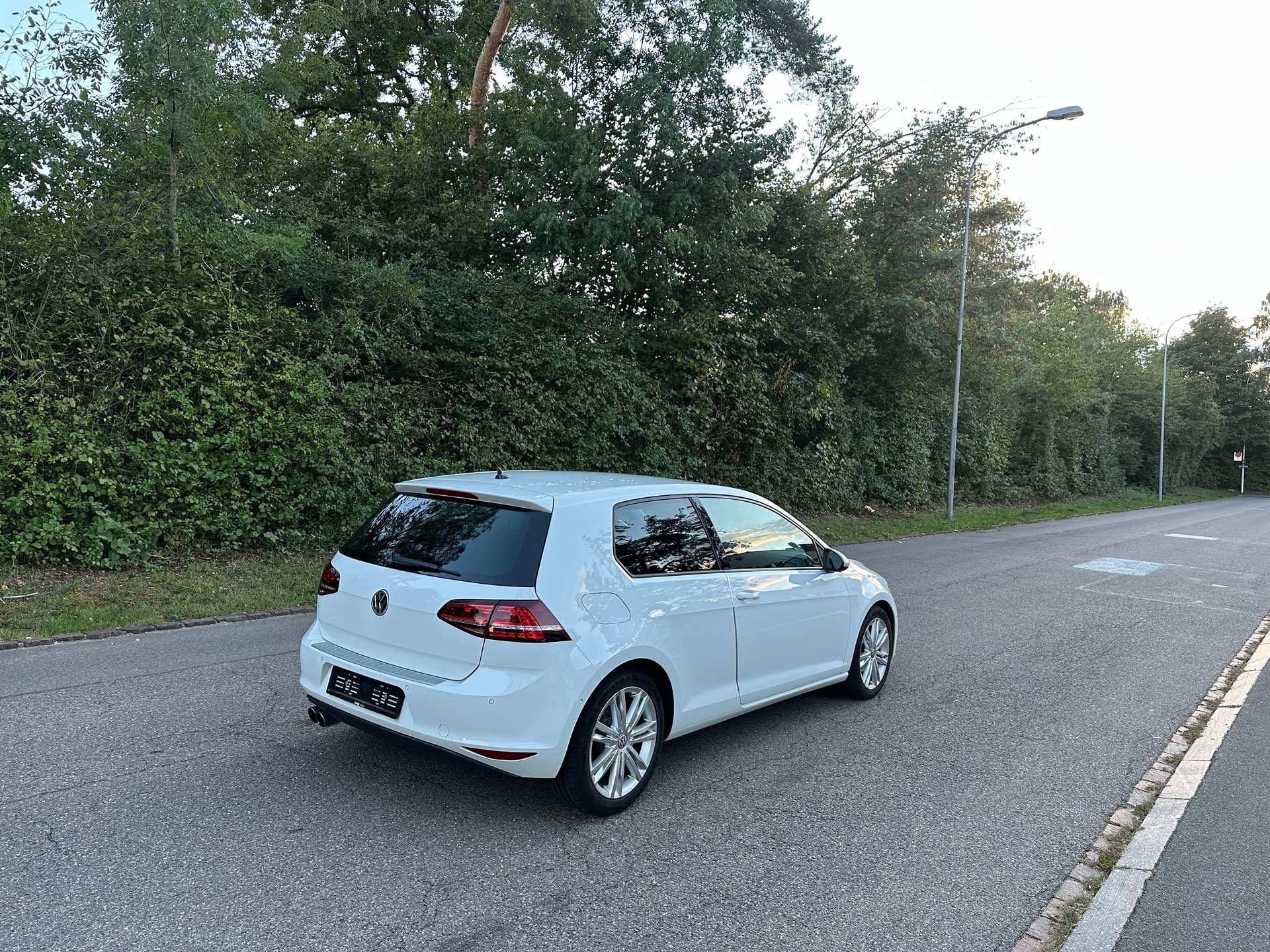 VW Golf 1.4 TSI Highline DSG-image-7