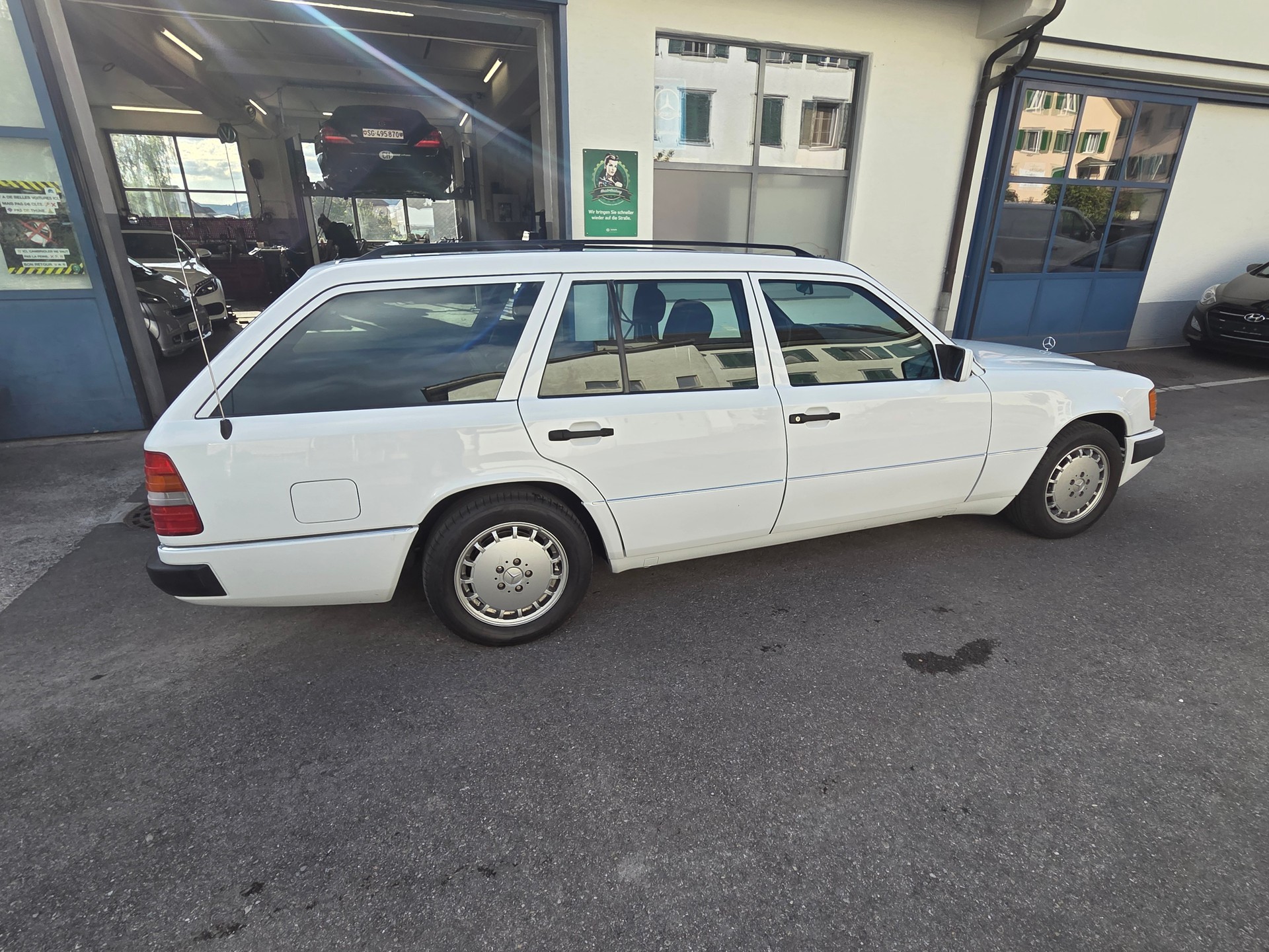 MERCEDES-BENZ 250 TD-image-6