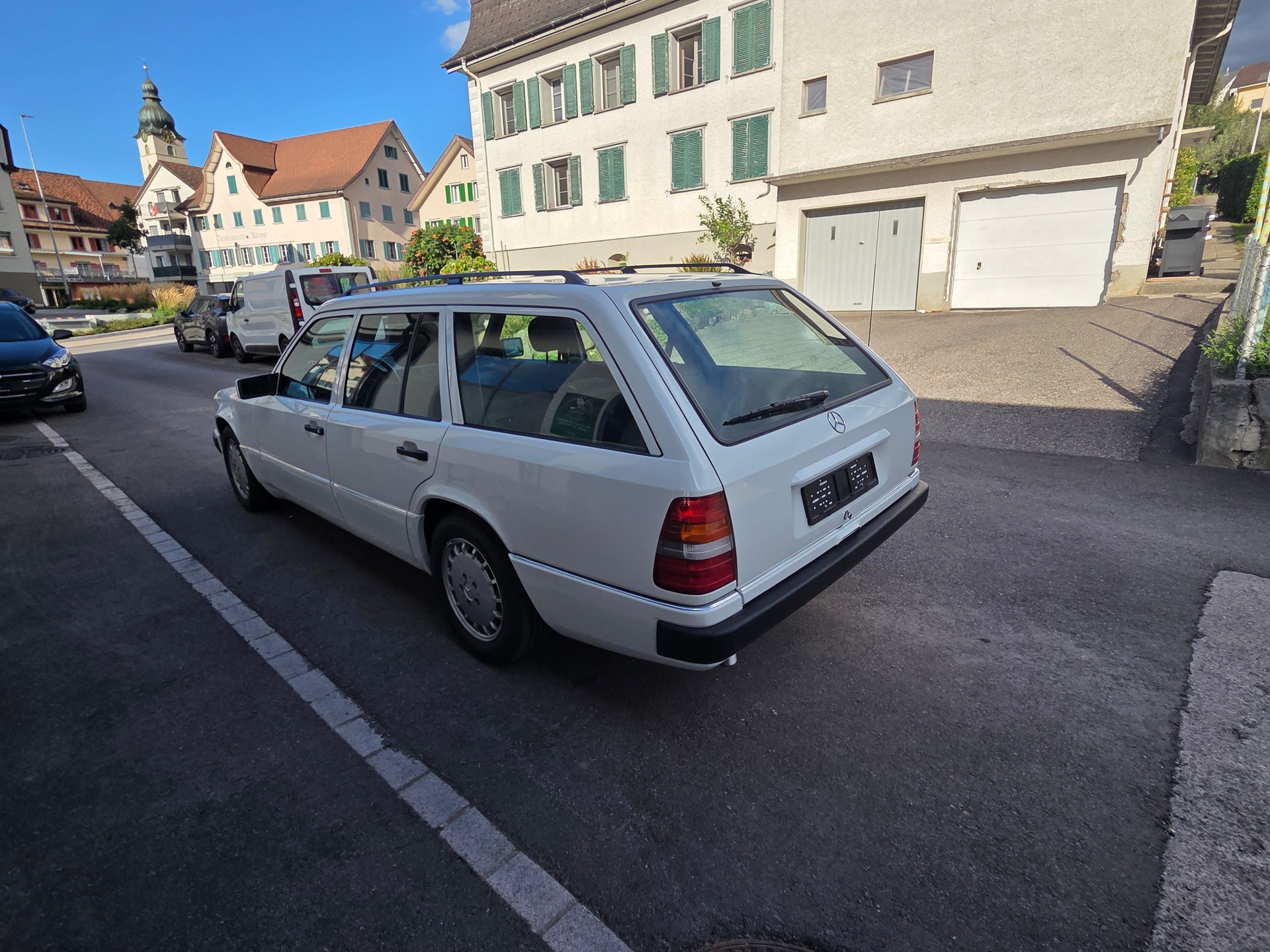 MERCEDES-BENZ 250 TD-image-3