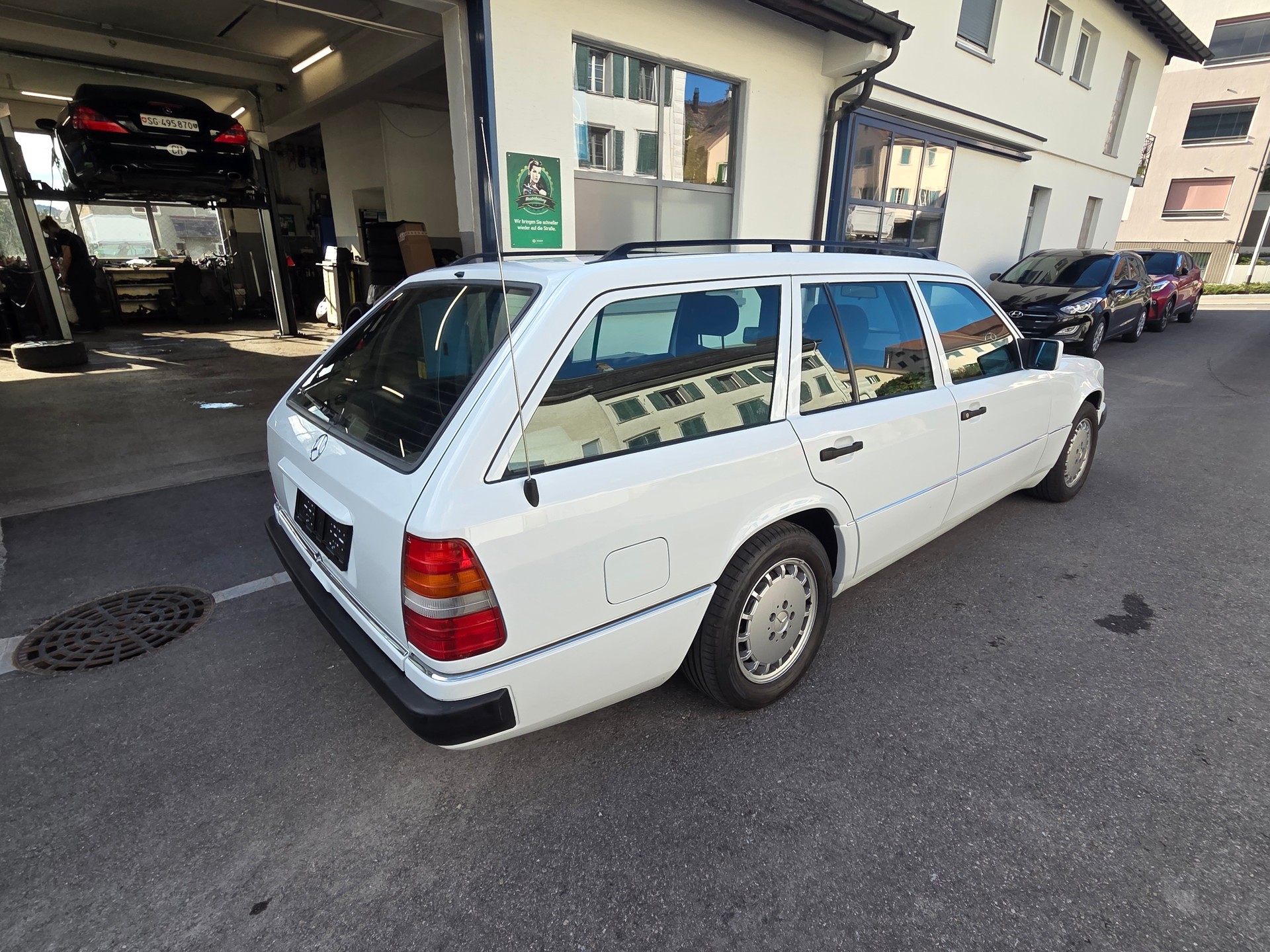 MERCEDES-BENZ 250 TD-image-5