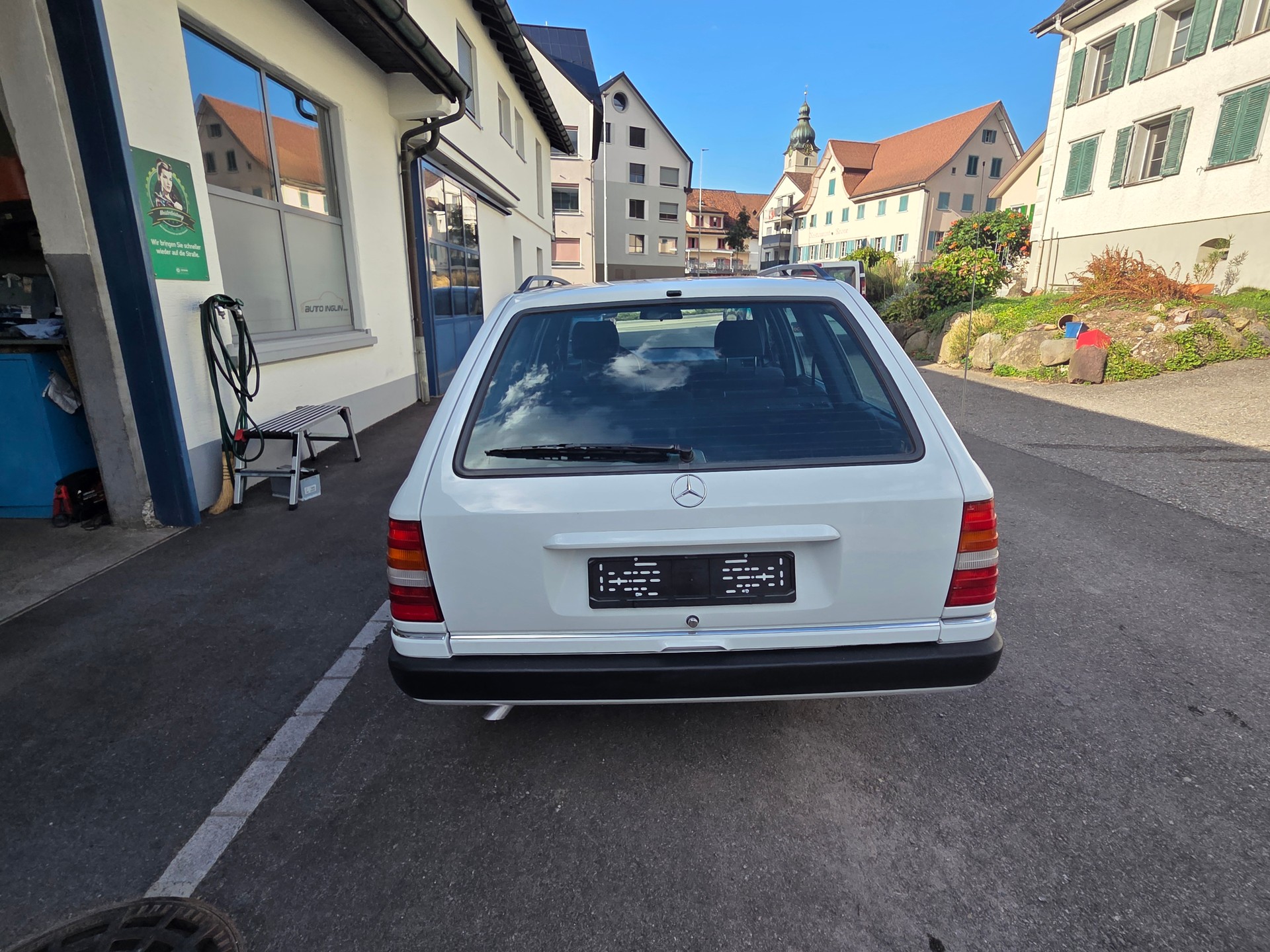 MERCEDES-BENZ 250 TD-image-4