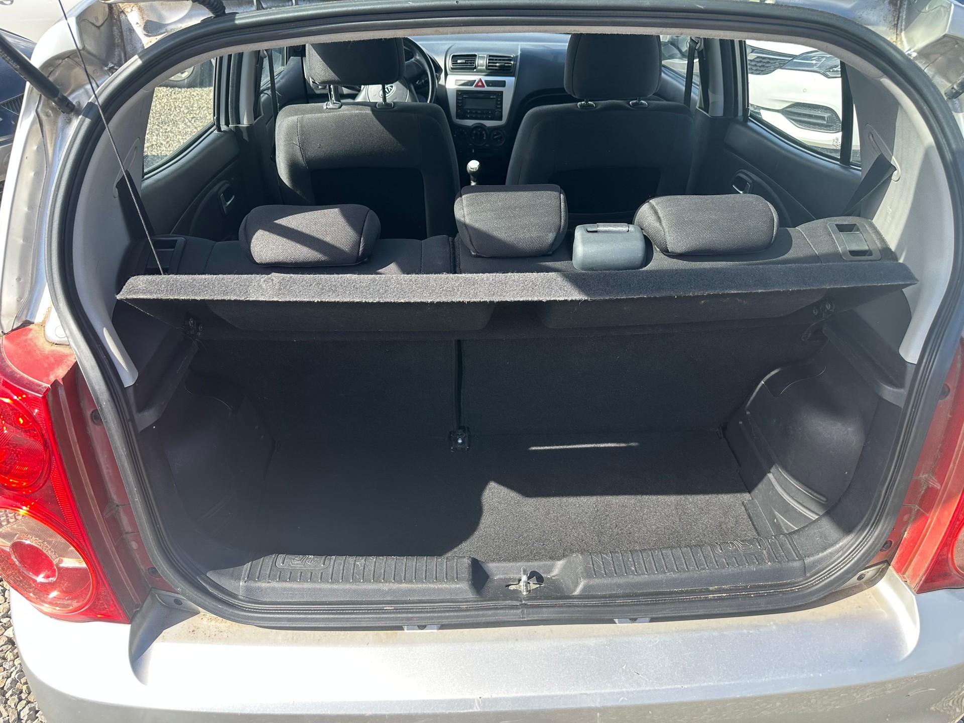 KIA Picanto 1.0 _seven-image-7