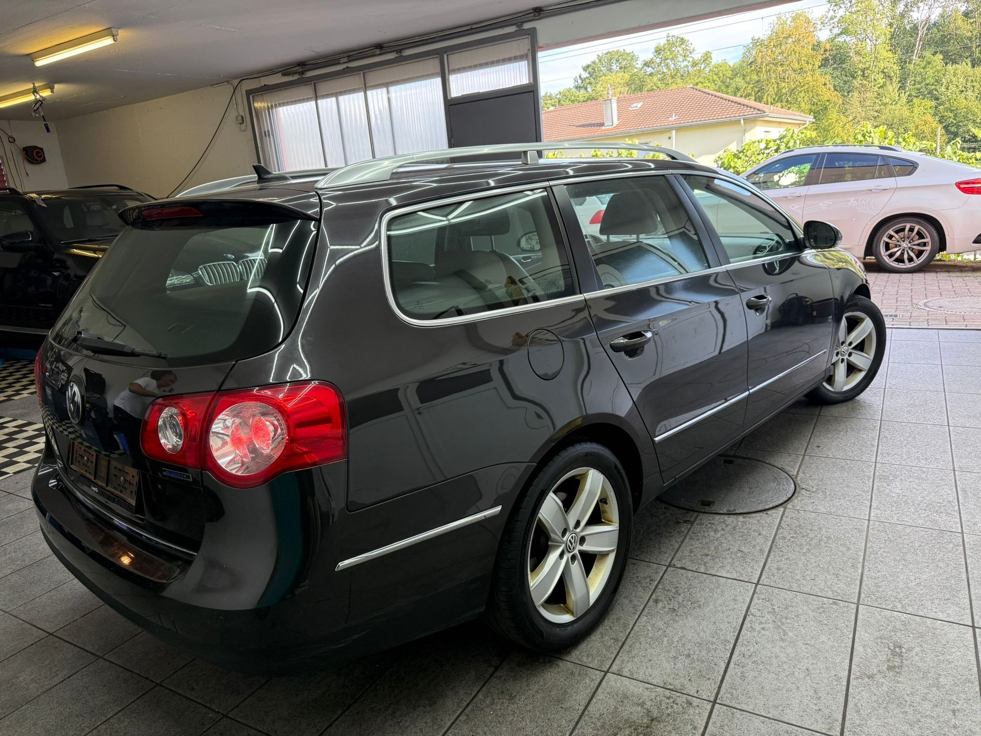 VW Passat Variant 2.0 BlueTDI Highline-image-2