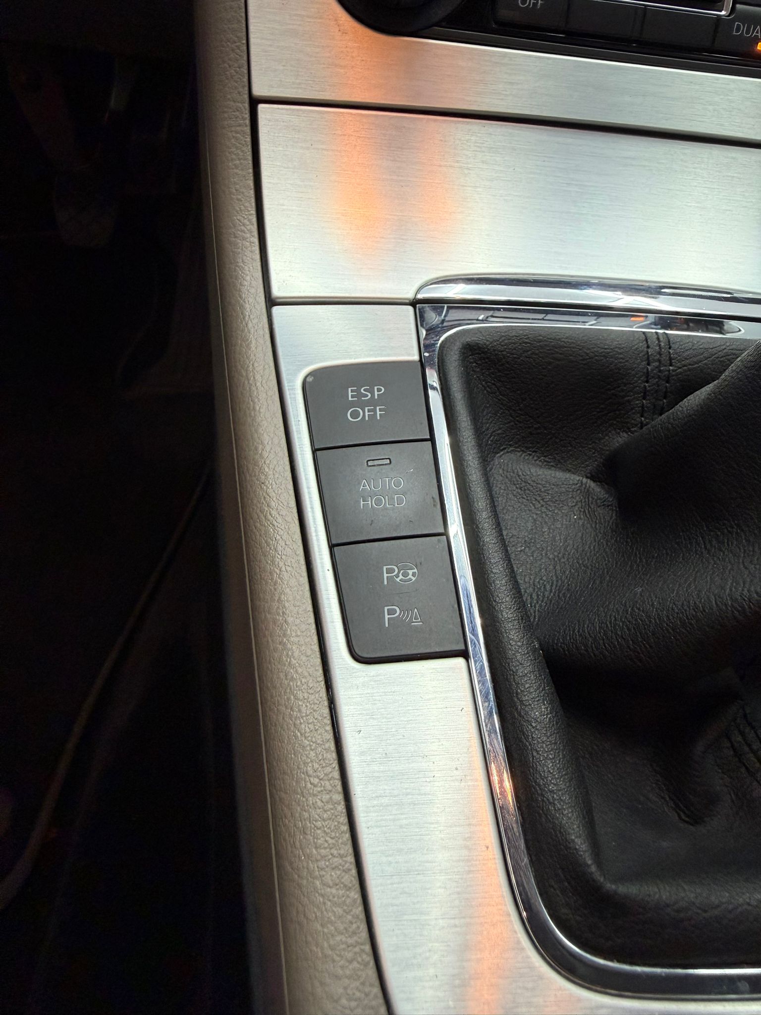 VW Passat Variant 2.0 BlueTDI Highline-image-10