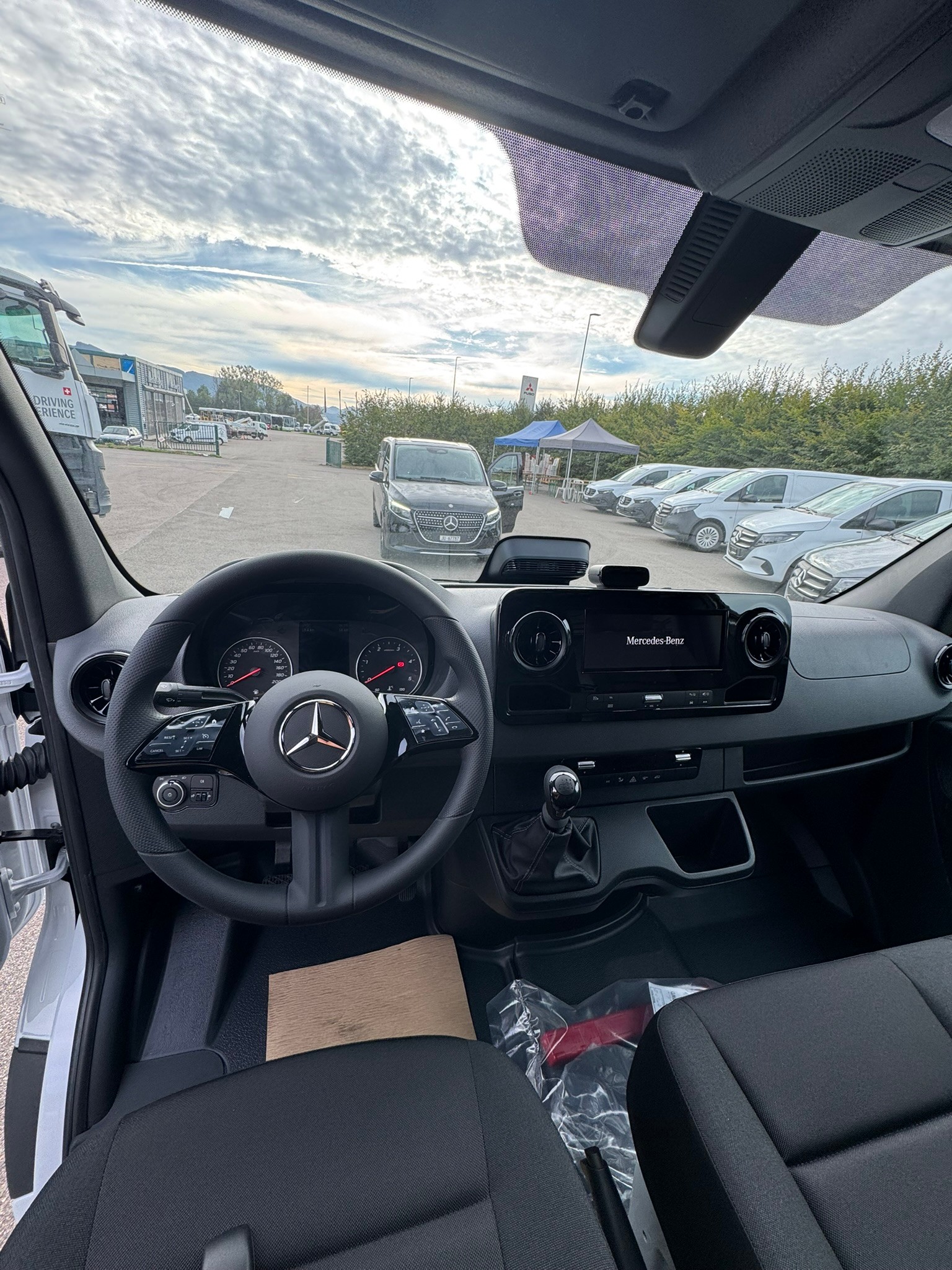 MERCEDES-BENZ Sprinter 317 CDI Standard-image-6