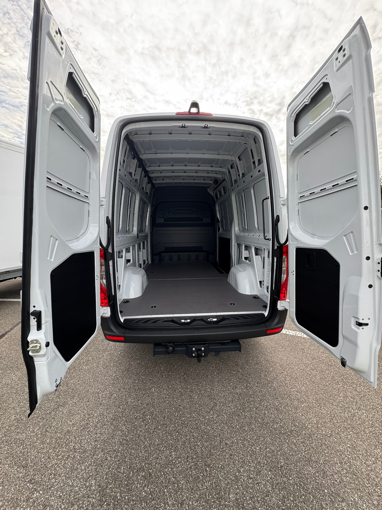 MERCEDES-BENZ Sprinter 317 CDI Standard-image-5