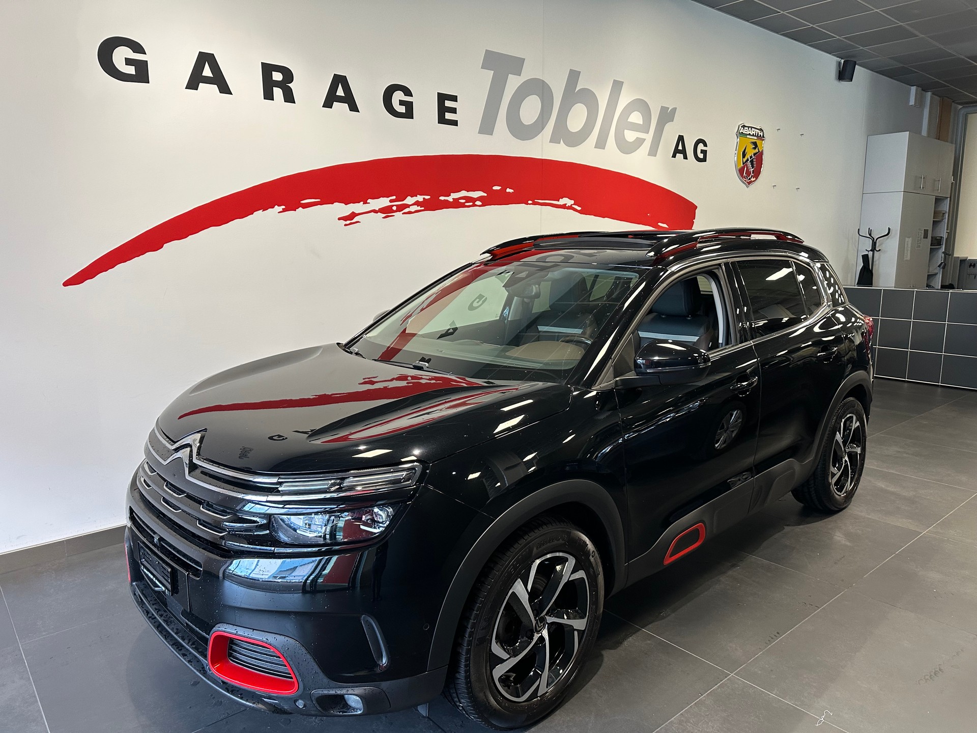 CITROEN C5 Aircross 1.6i PureTech Shine EAT8-showroom-element-2