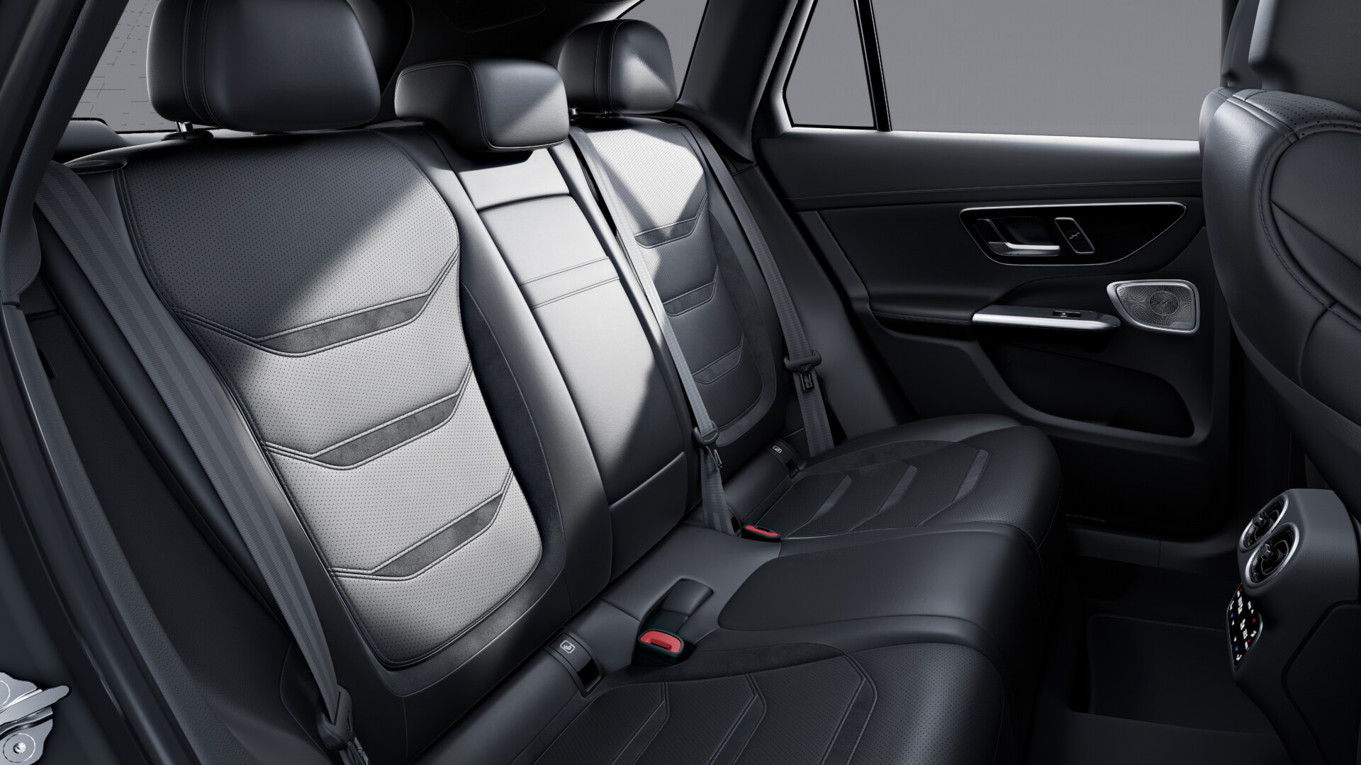 MERCEDES-BENZ GLC 53 AMG 4Matic+ 9G-Tronic-image-11