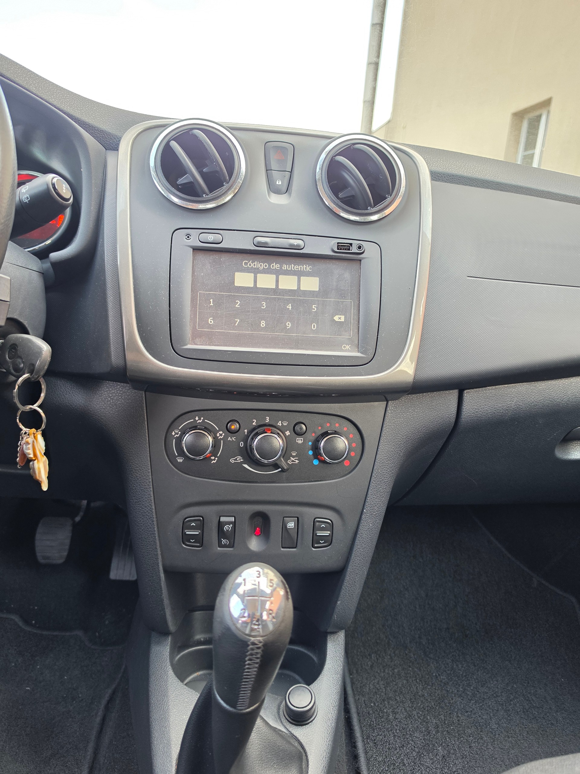 DACIA Sandero 1.5 dCi Stepway Lauréate-image-14