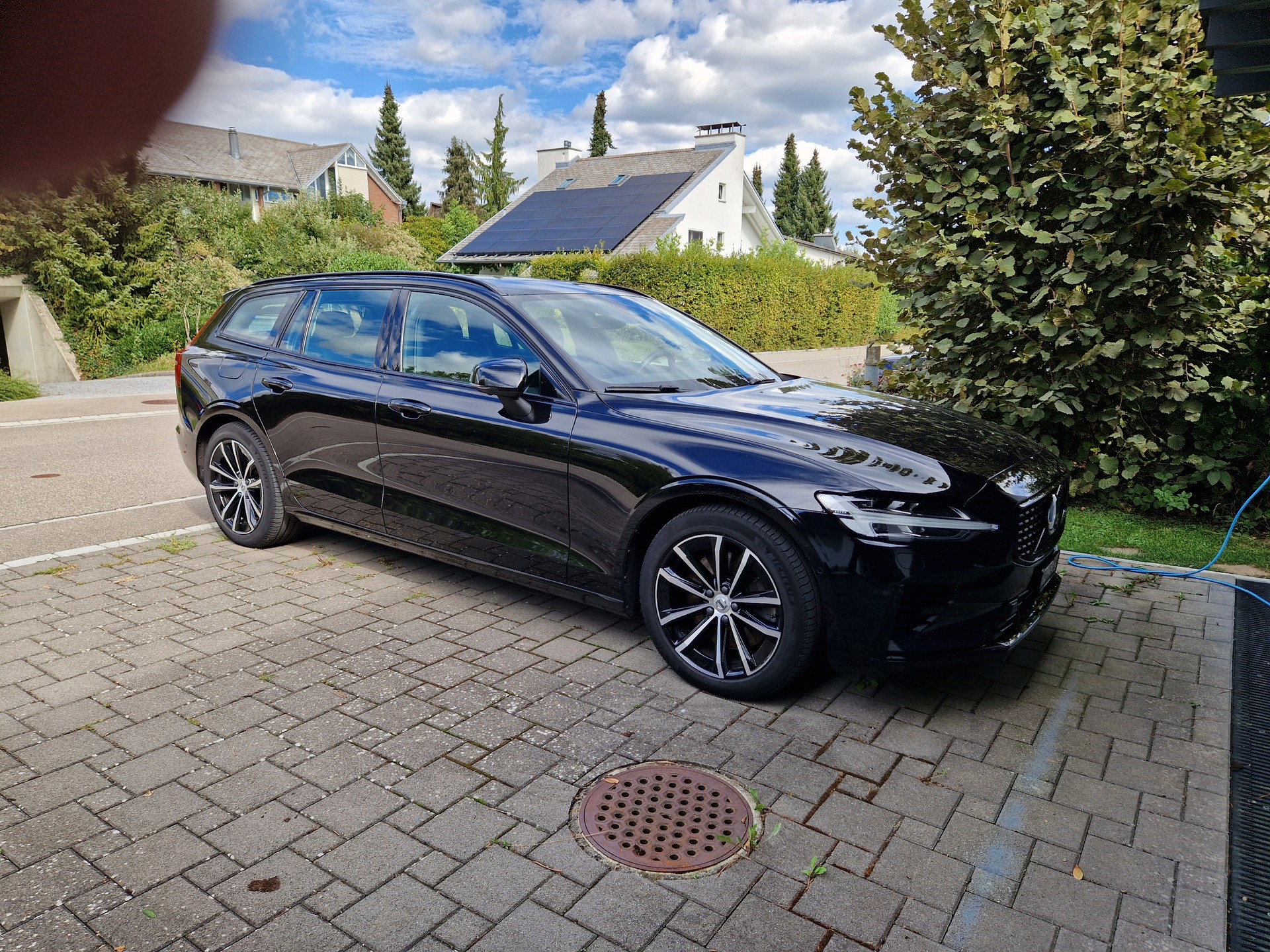VOLVO 2.0 T6 TE Ultimate Dark eAWD-image-0