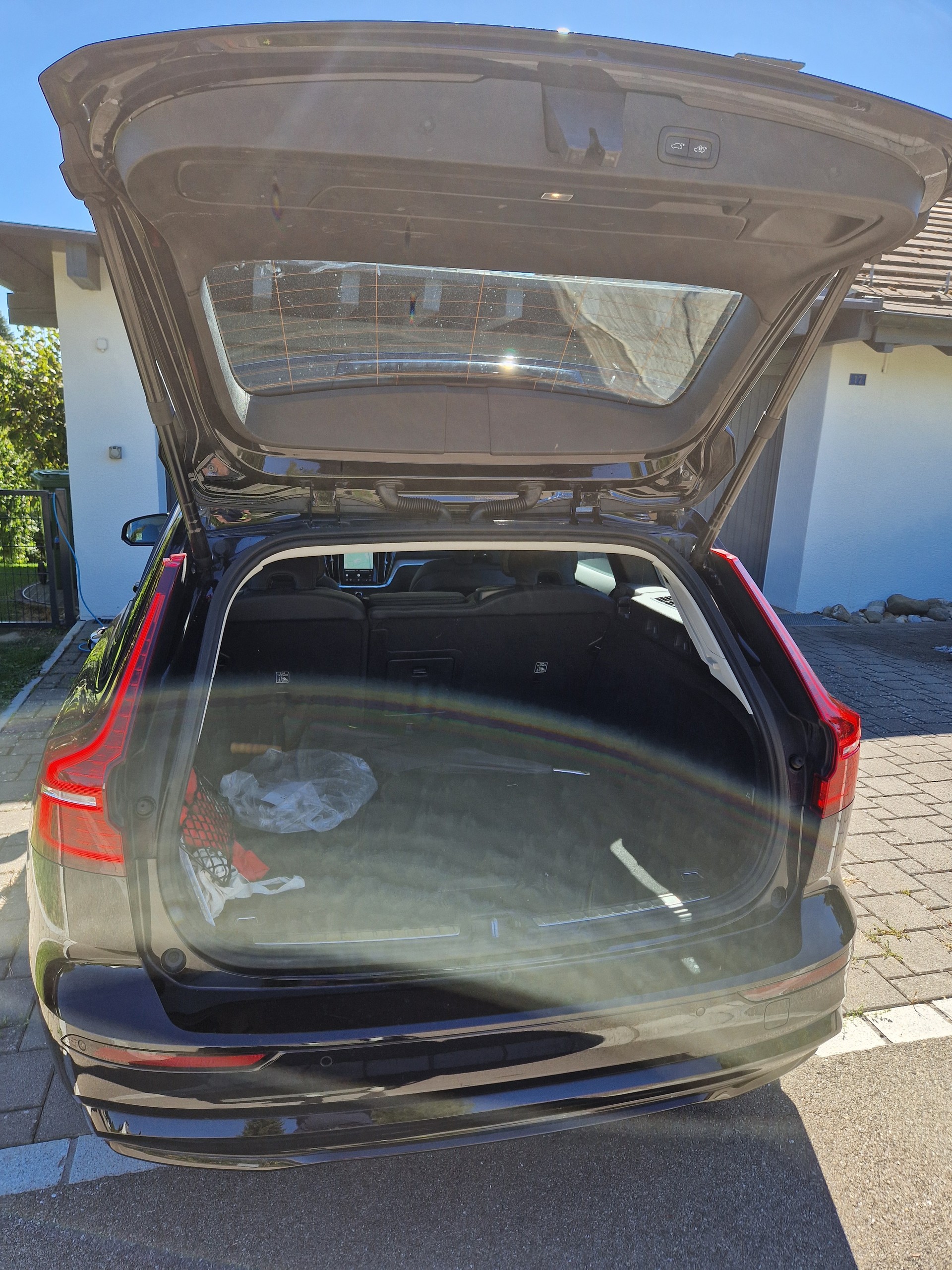 VOLVO 2.0 T6 TE Ultimate Dark eAWD-image-5