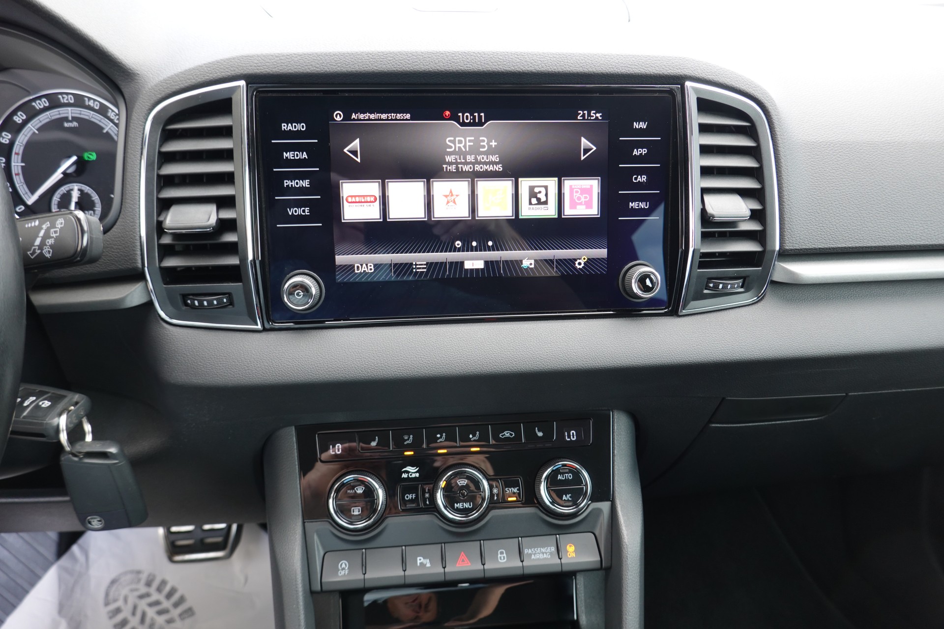 SKODA KAROQ 1.5 TSI - ACT - "STYLE" - DSG - 150 PS-image-9