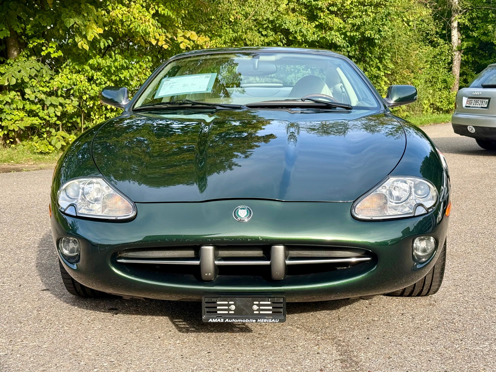 JAGUAR XK8-image-10