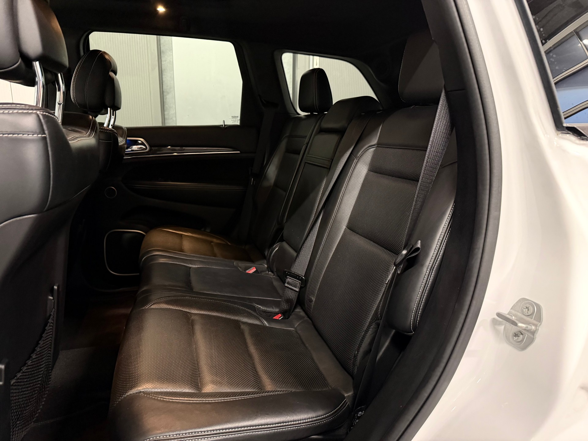 JEEP Grand Cherokee 6.4 V8 HEMI SRT8 Automatic-image-12