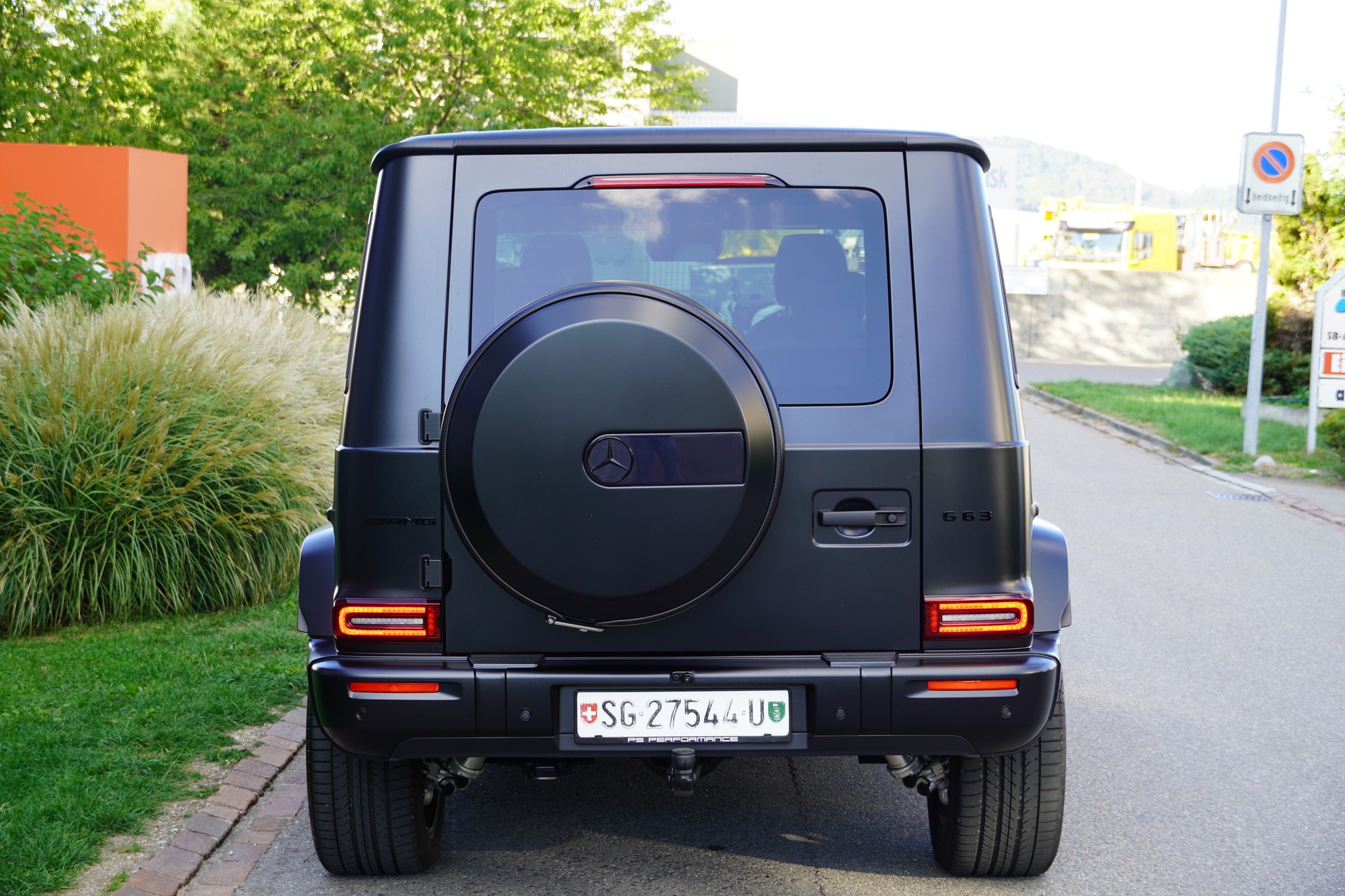 MERCEDES-BENZ G 63 AMG 9G-Tronic-image-4