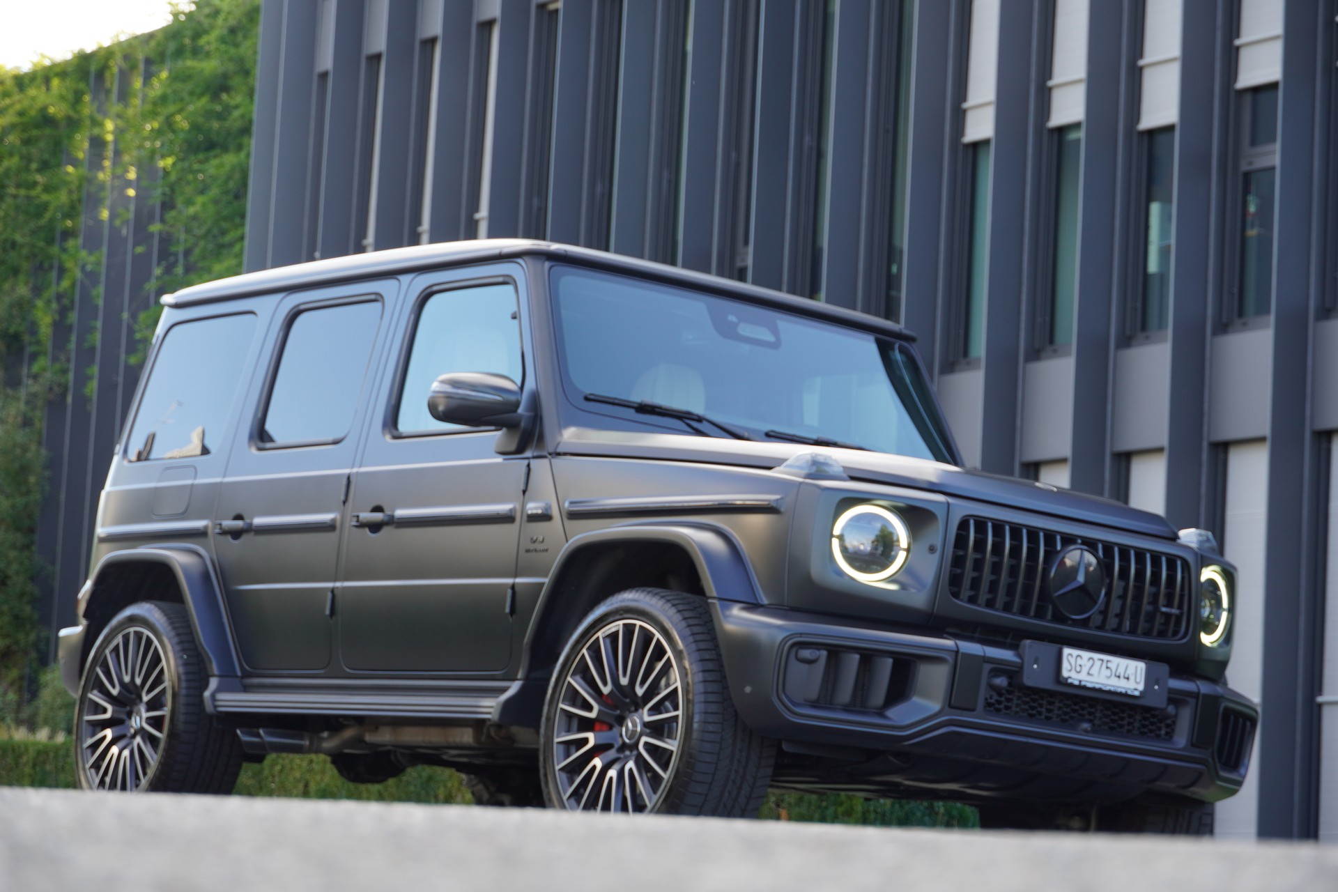 MERCEDES-BENZ G 63 AMG 9G-Tronic-image-1