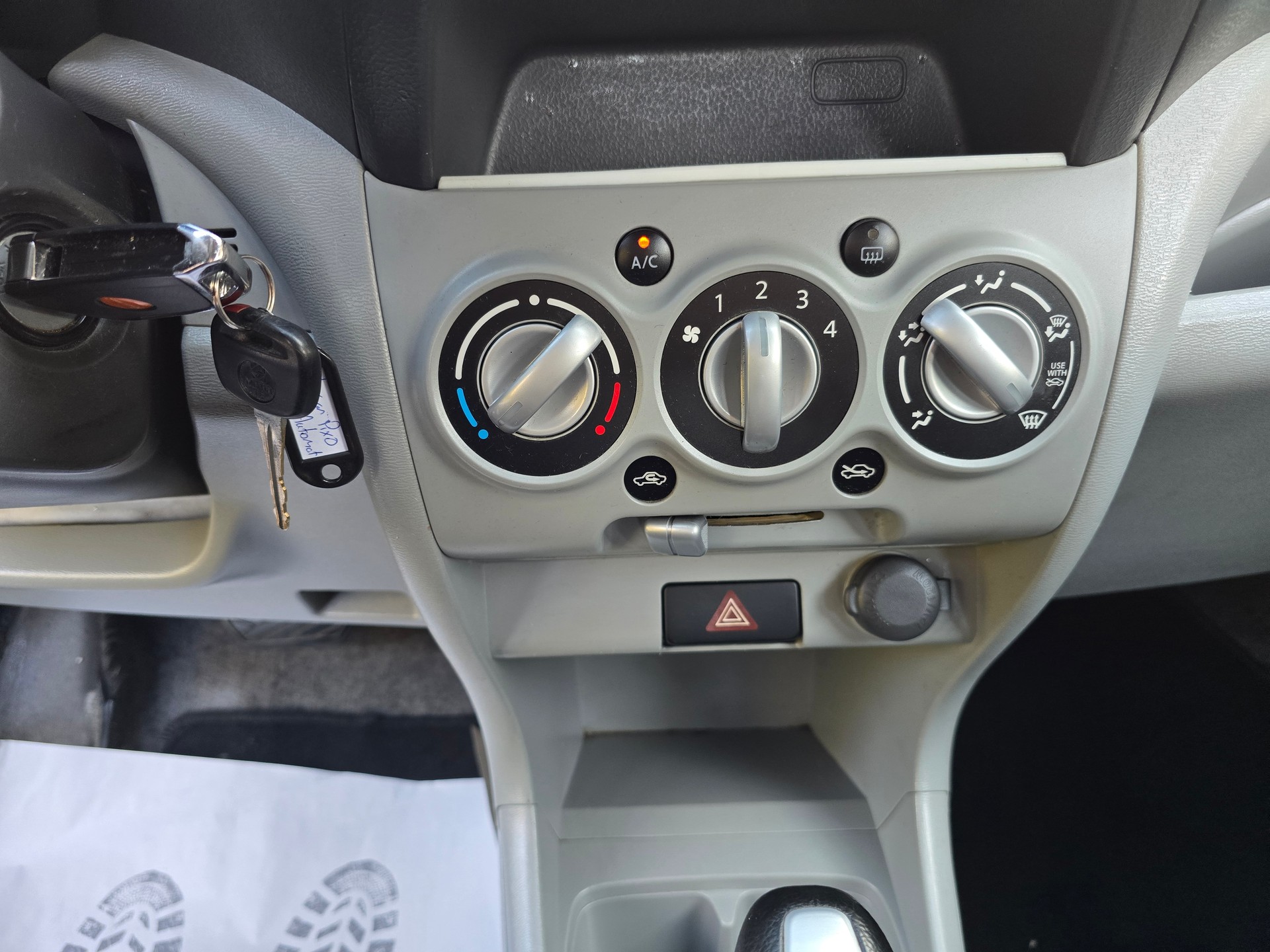 NISSAN Pixo 1.0 acenta Automatic-image-20