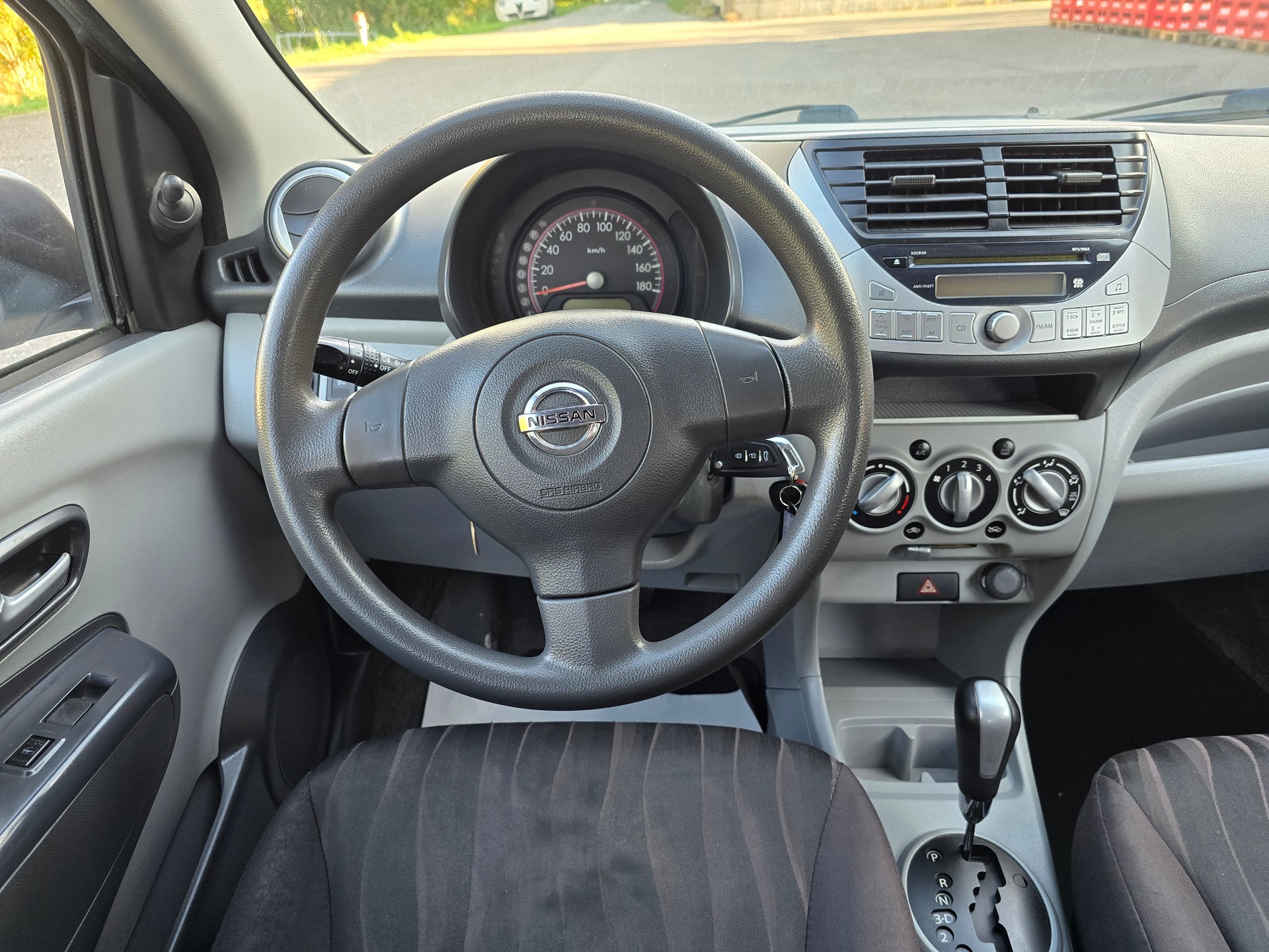 NISSAN Pixo 1.0 acenta Automatic-image-15
