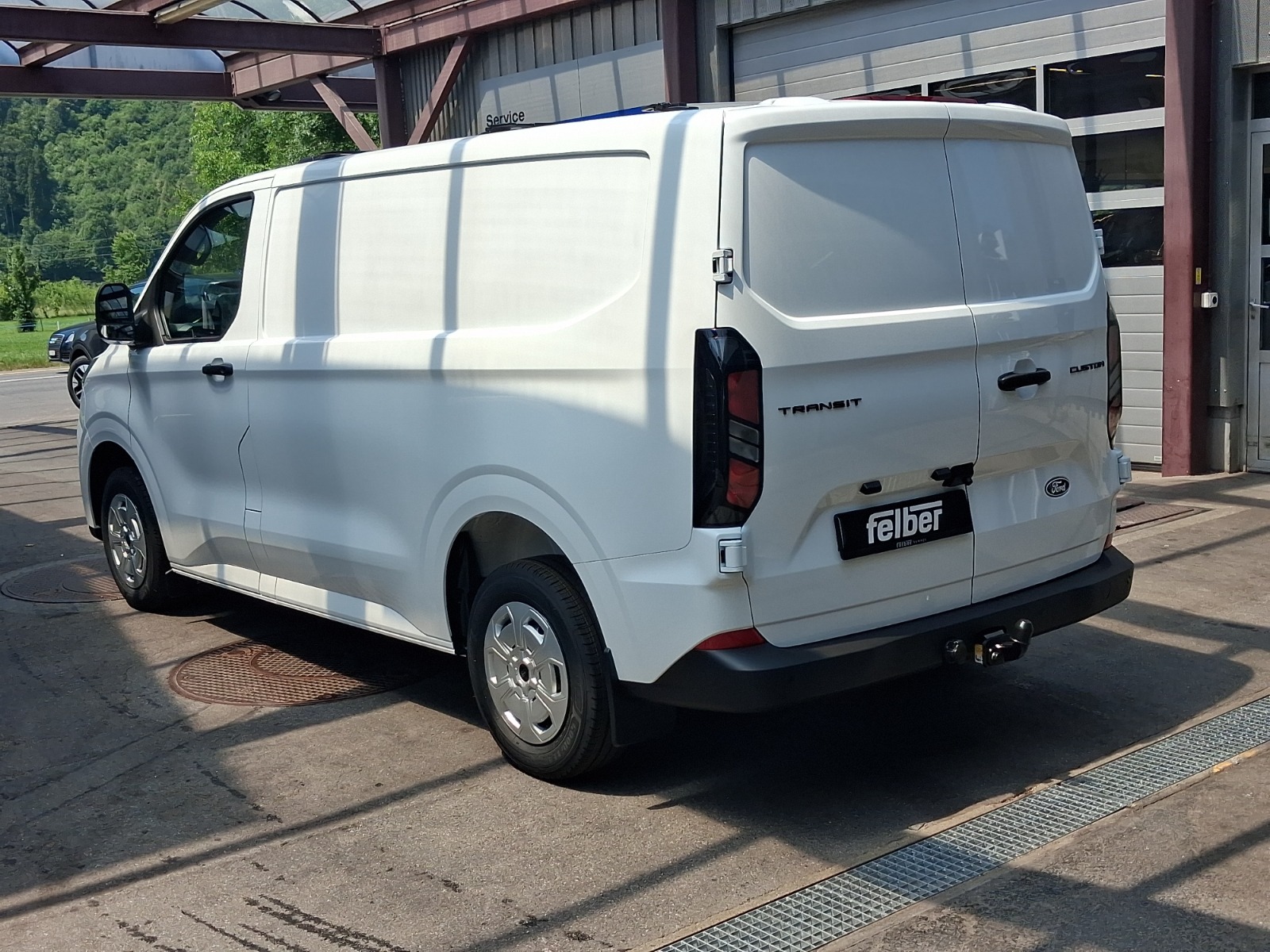 FORD Transit Custom Van 280 L1H1 Trend-image-4