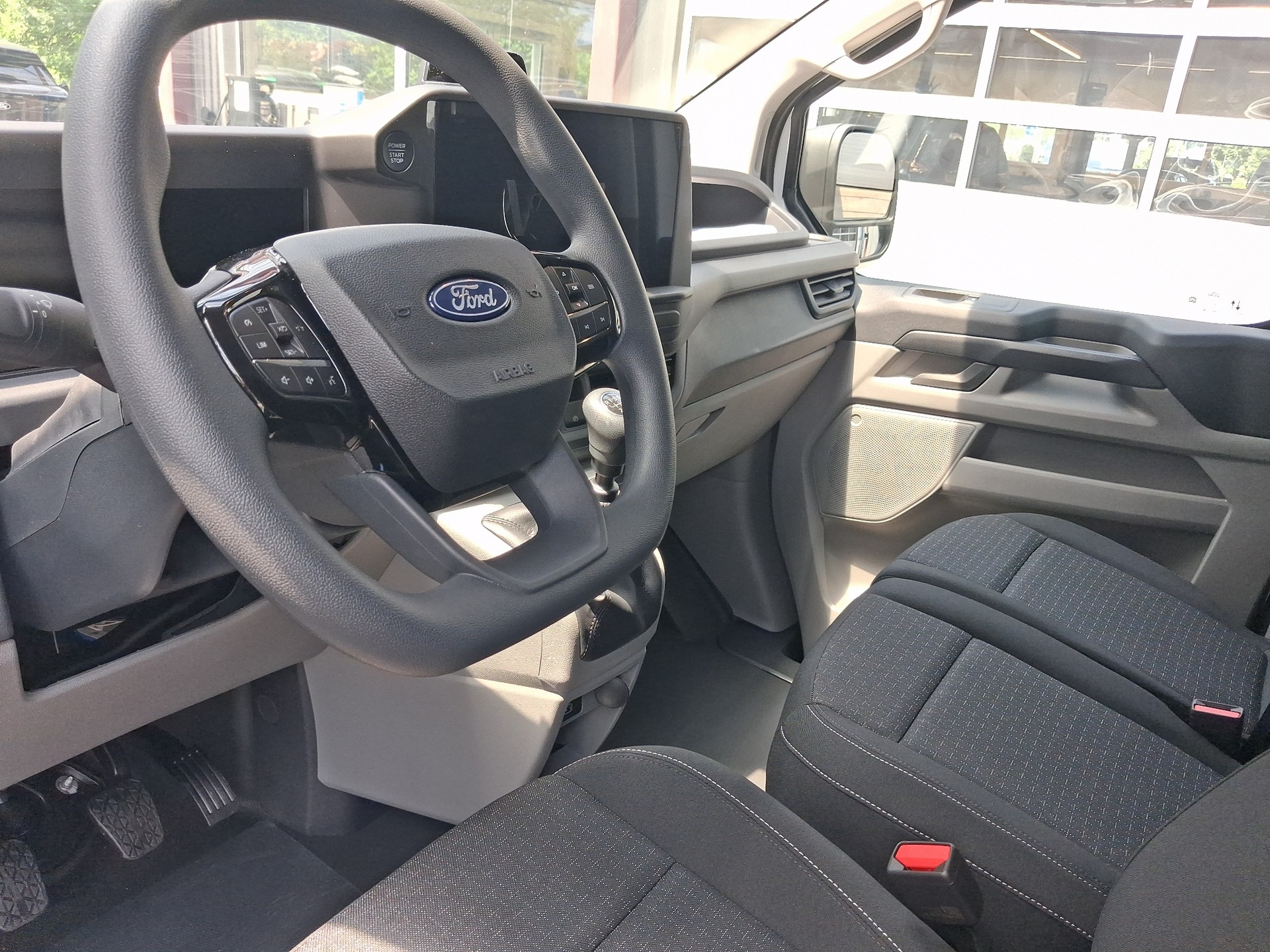 FORD Transit Custom Van 280 L1H1 Trend-image-13