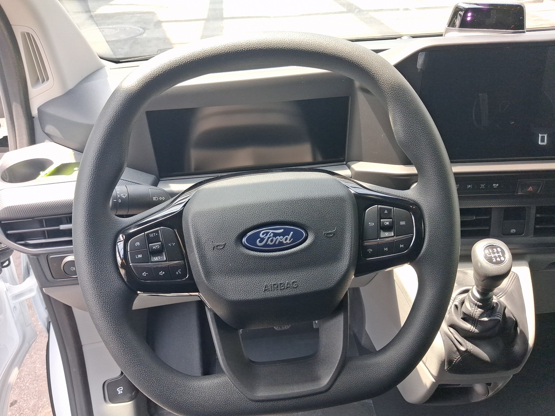 FORD Transit Custom Van 280 L1H1 Trend-image-12