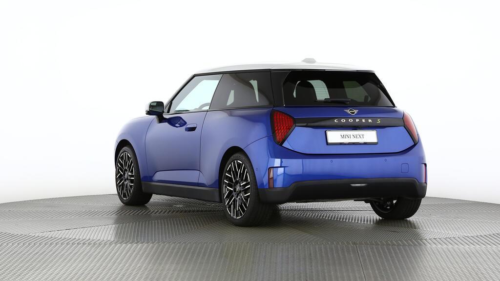 MINI Cooper SE-image-4