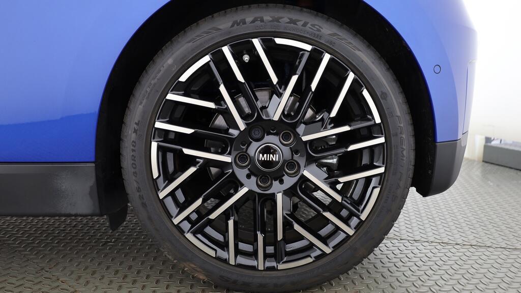 MINI Cooper SE-image-10