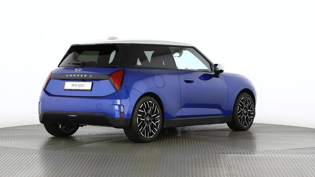MINI Cooper SE-image-3