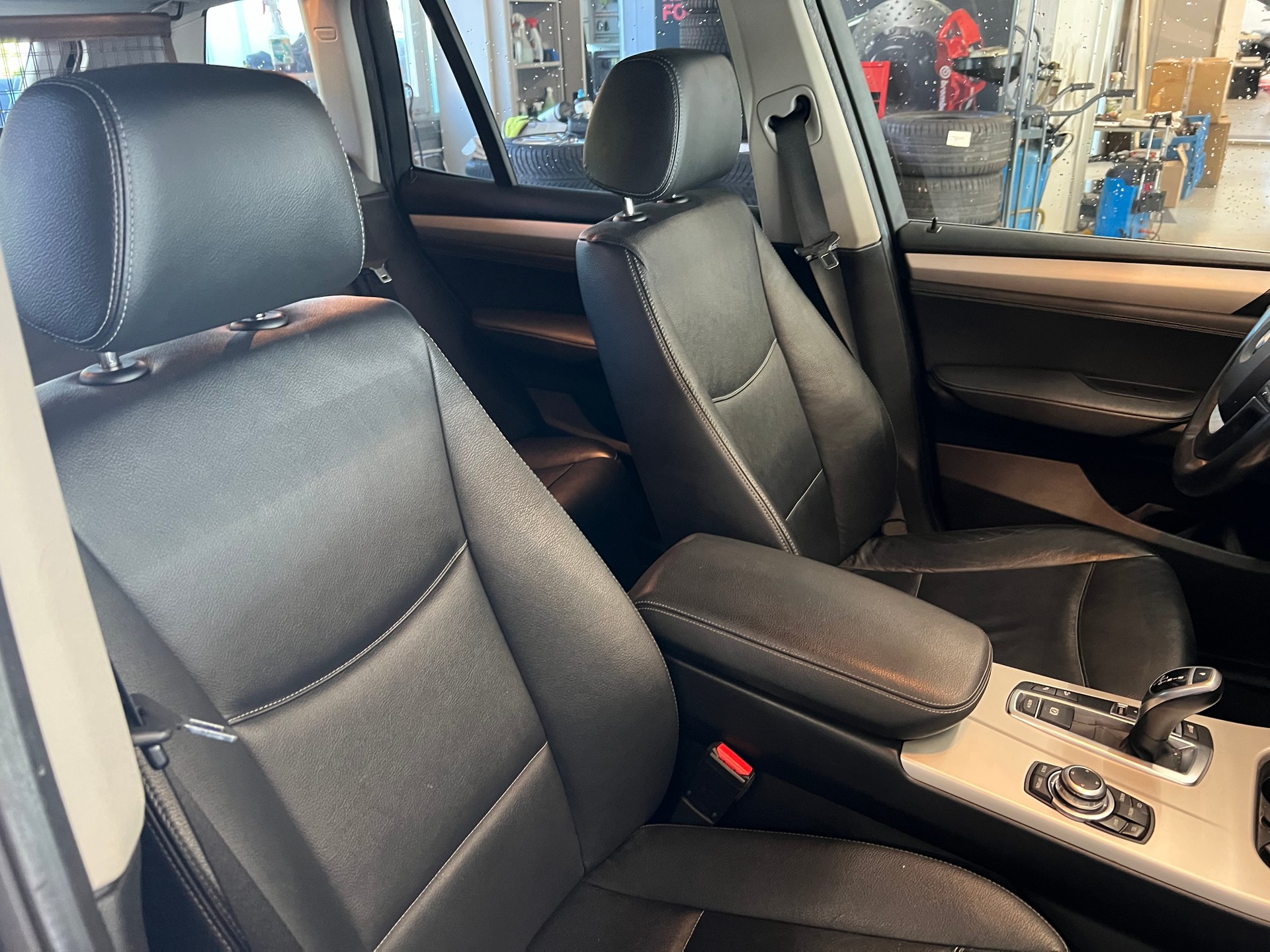 BMW X3 xDrive 35i Steptronic-image-5