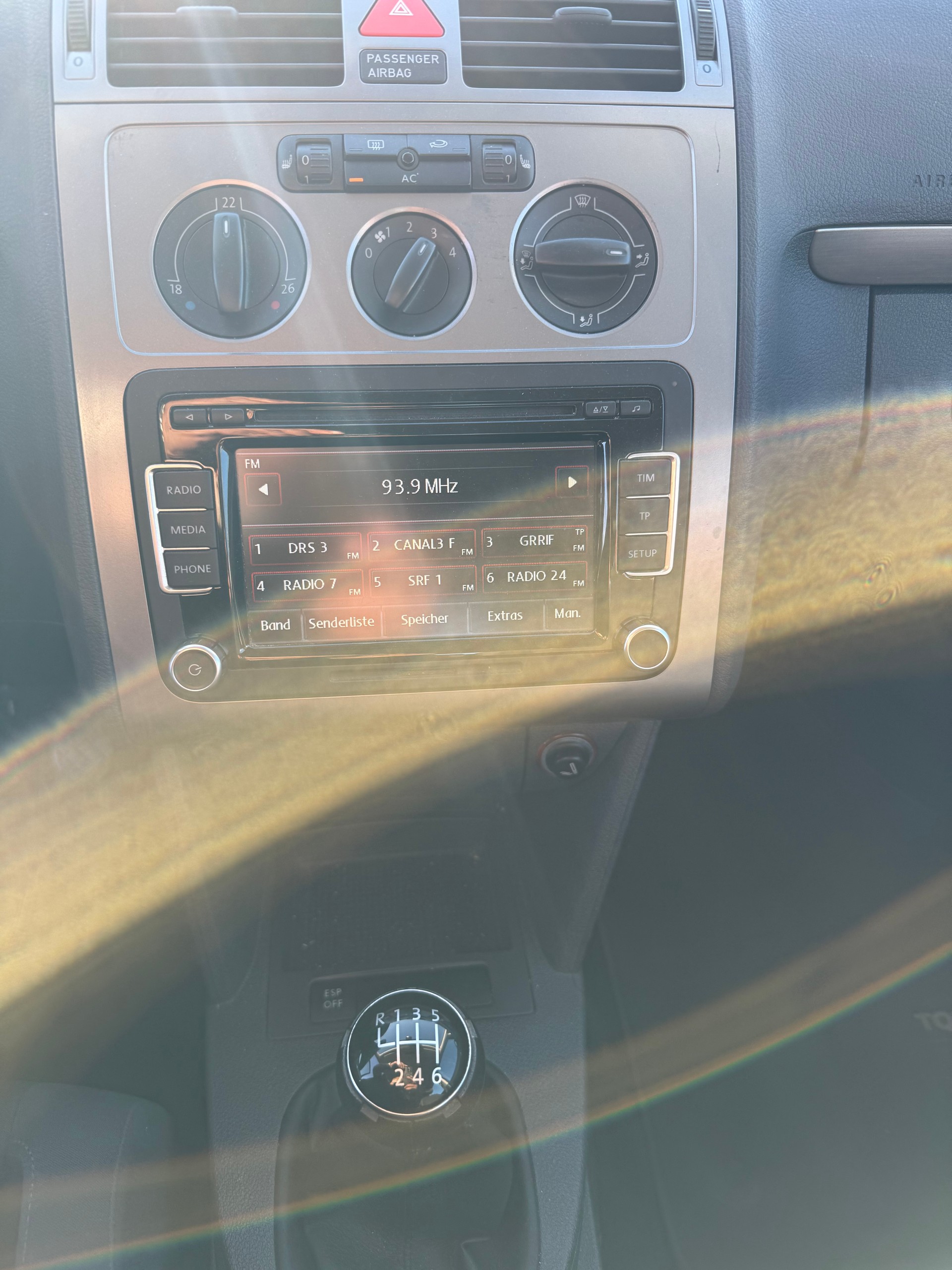 VW Touran 1.4 TSI Trendline-image-9