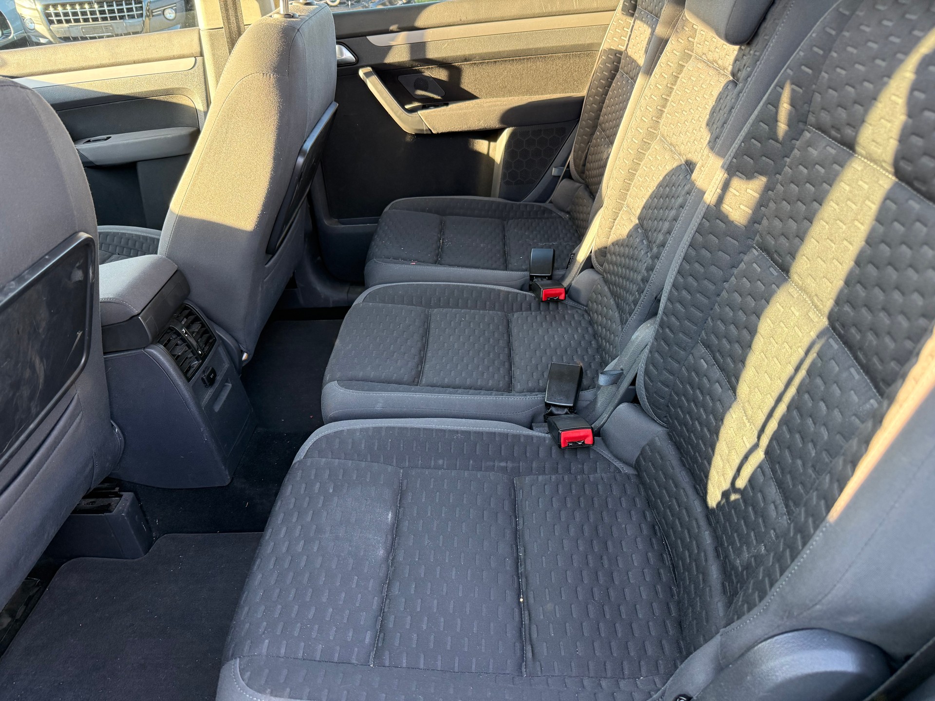 VW Touran 1.4 TSI Trendline-image-8
