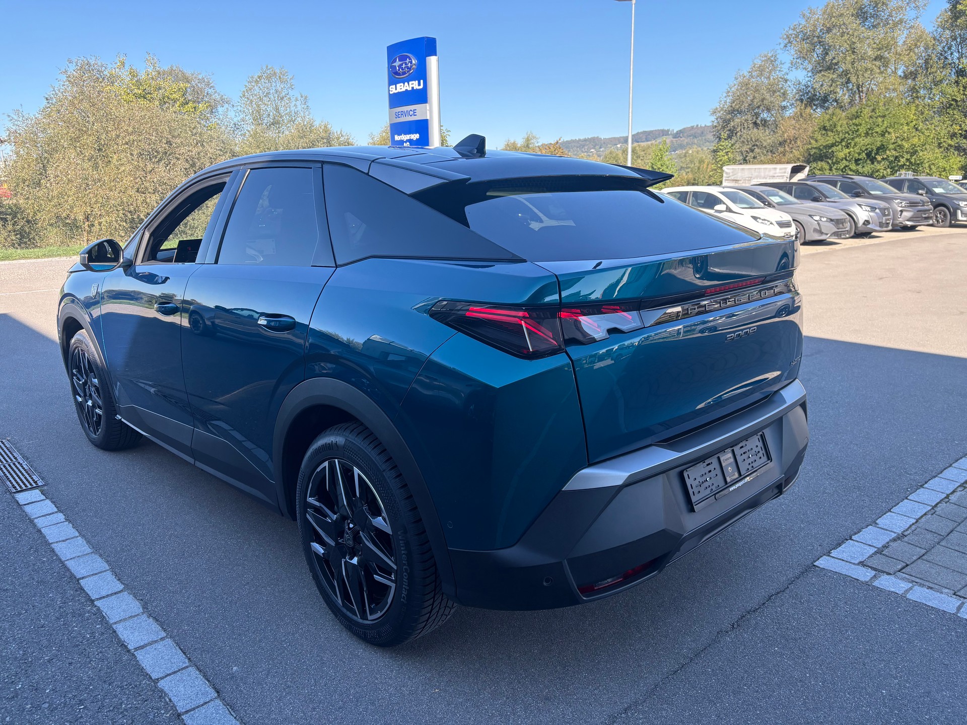 PEUGEOT 3008 1.2 Hybrid GT-image-4