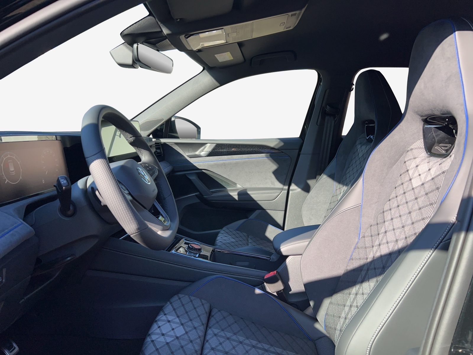 VW Tiguan 2.0 TSI DSG R-Line 4Motion-image-7