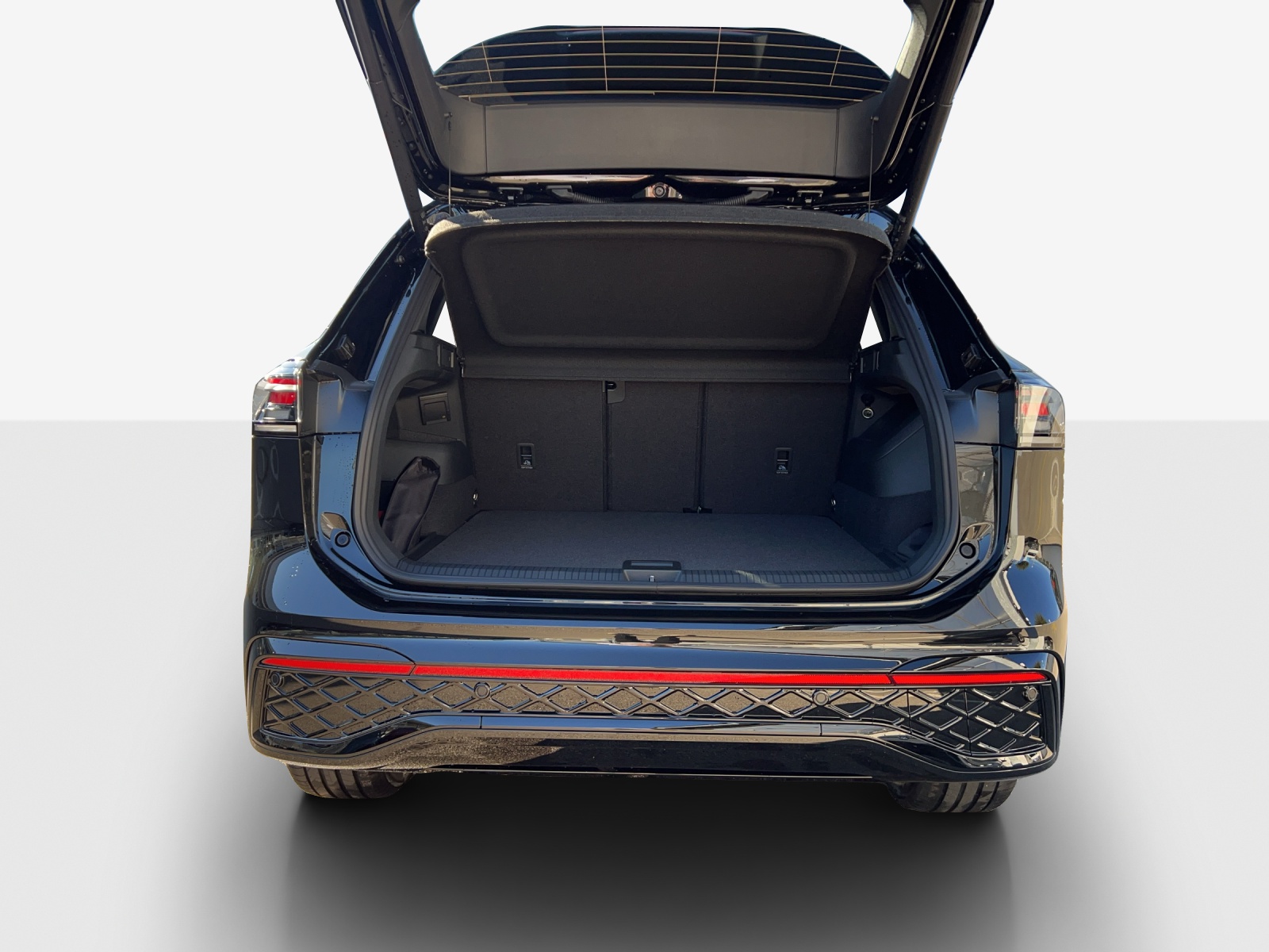 VW Tiguan 2.0 TSI DSG R-Line 4Motion-image-12