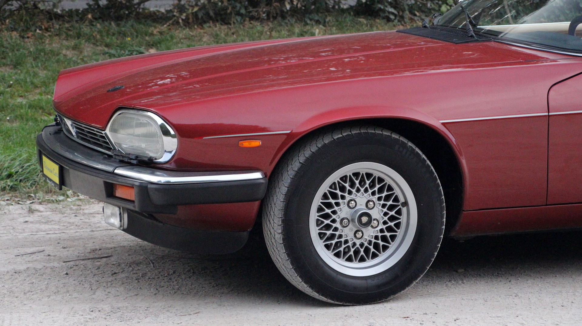 JAGUAR XJS 5.3 V12 Convertible-image-13