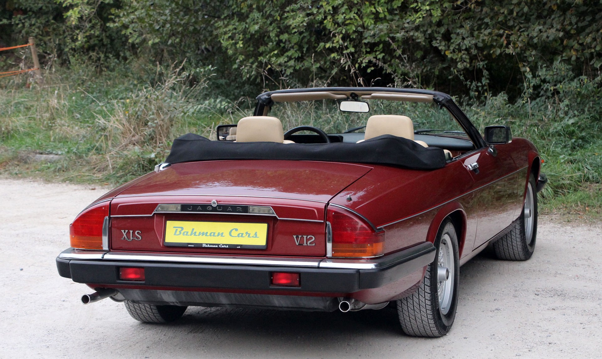 JAGUAR XJS 5.3 V12 Convertible-image-3