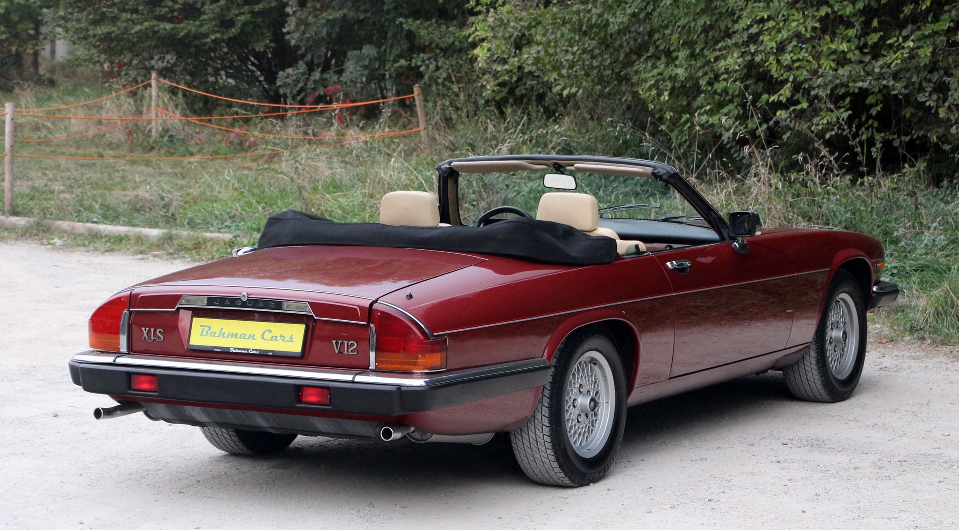 JAGUAR XJS 5.3 V12 Convertible-image-5