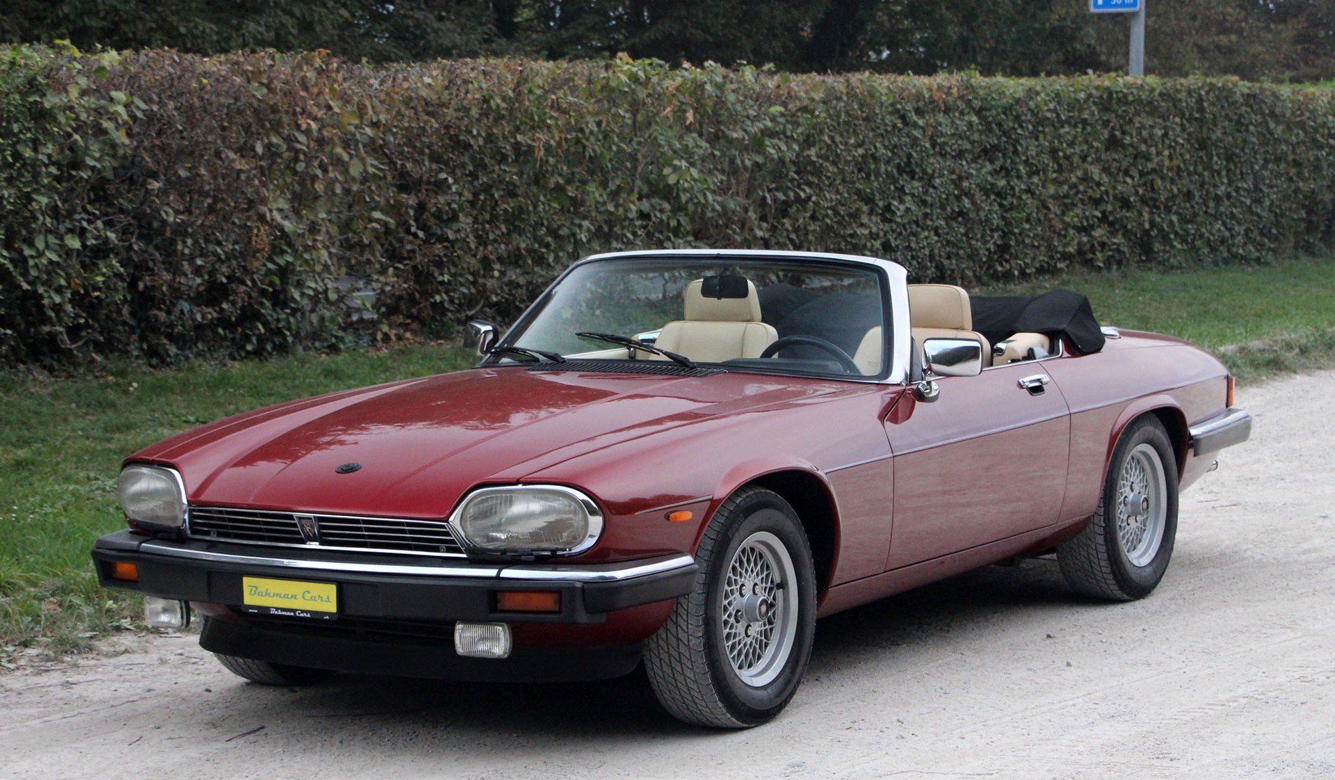JAGUAR XJS 5.3 V12 Convertible-image-19