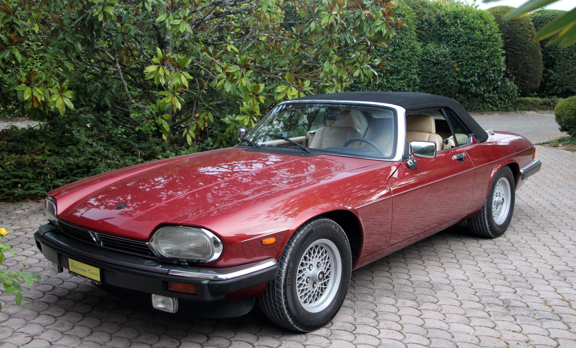 JAGUAR XJS 5.3 V12 Convertible-image-23