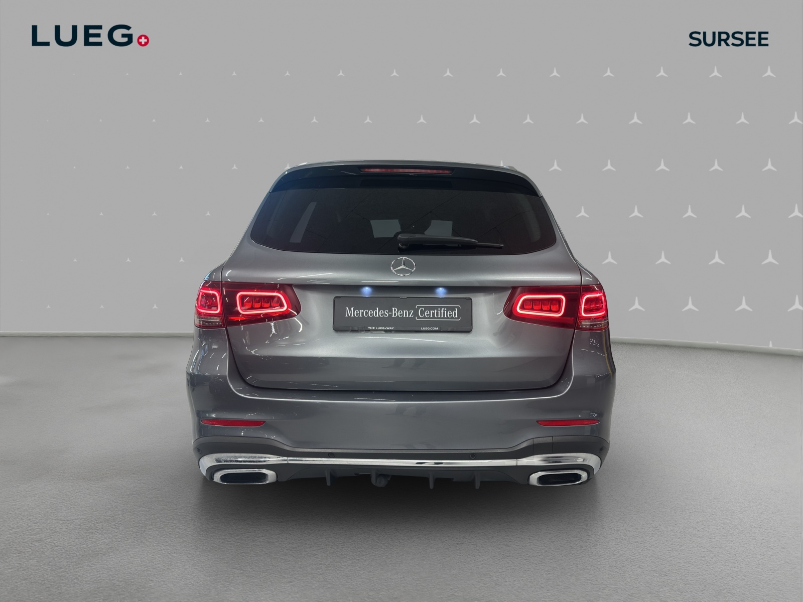 MERCEDES-BENZ GLC 300 AMG Line 4Matic 9G-Tronic-image-3