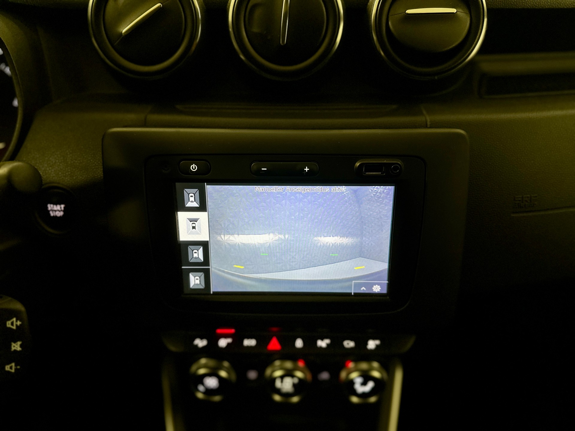 DACIA Duster SCe 115 Prestige 4x4-image-18