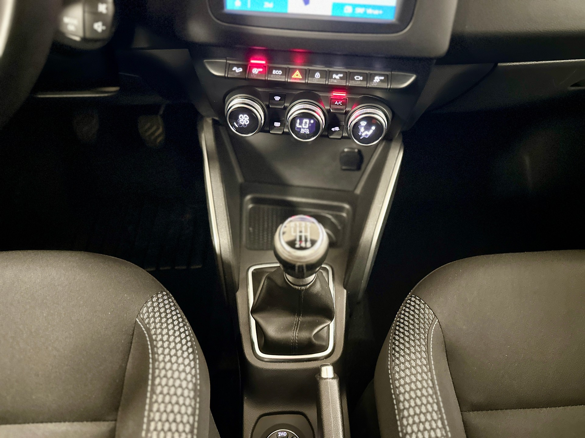 DACIA Duster SCe 115 Prestige 4x4-image-20