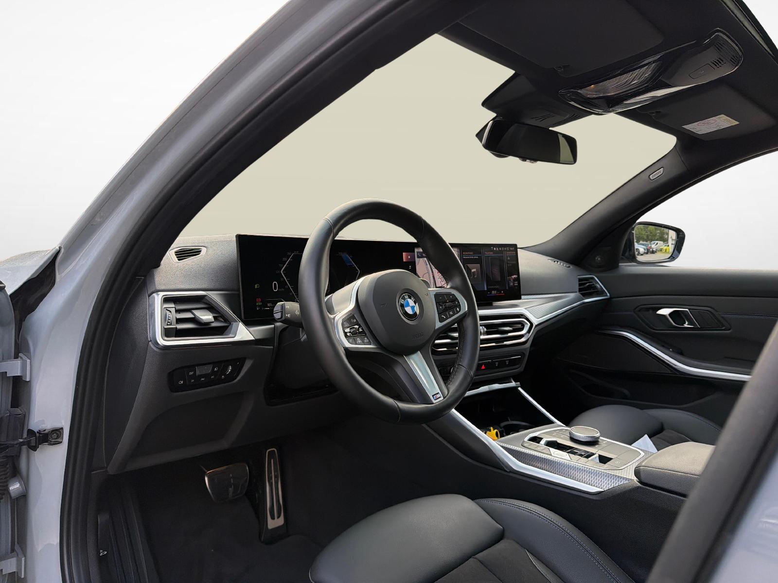 BMW 320d xDrive Touring-image-11