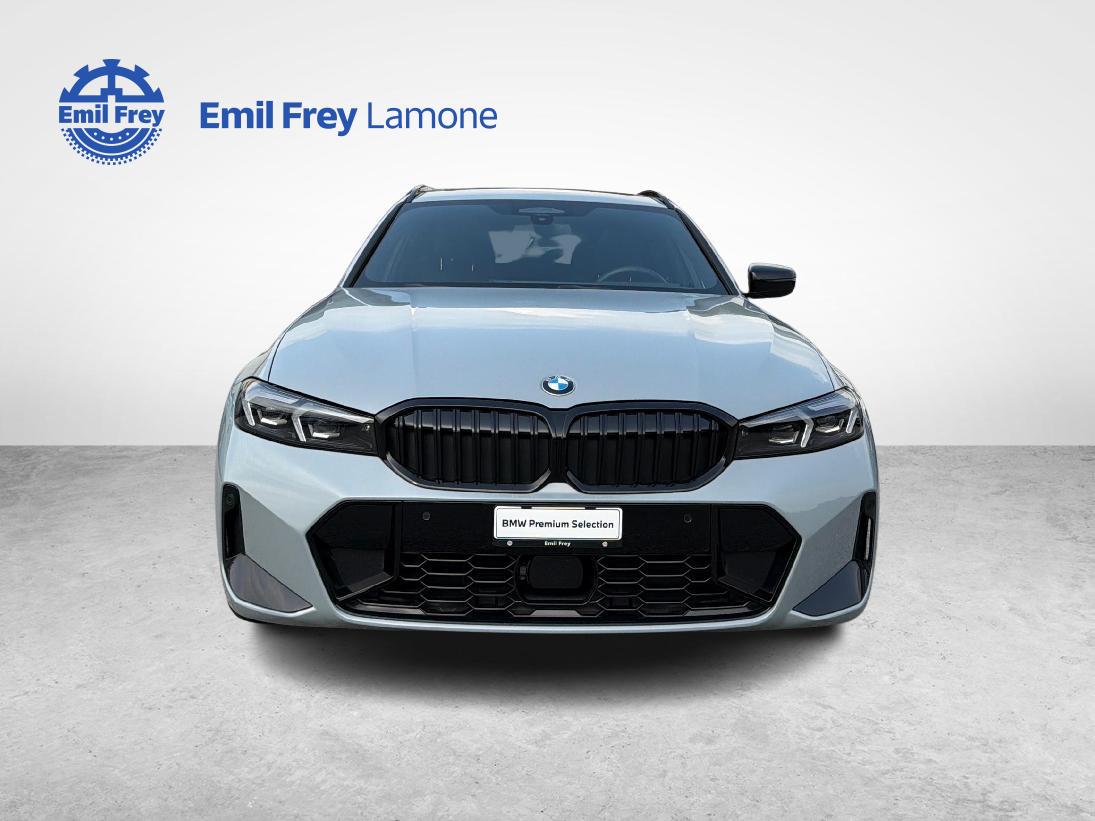 BMW 320d xDrive Touring-image-8