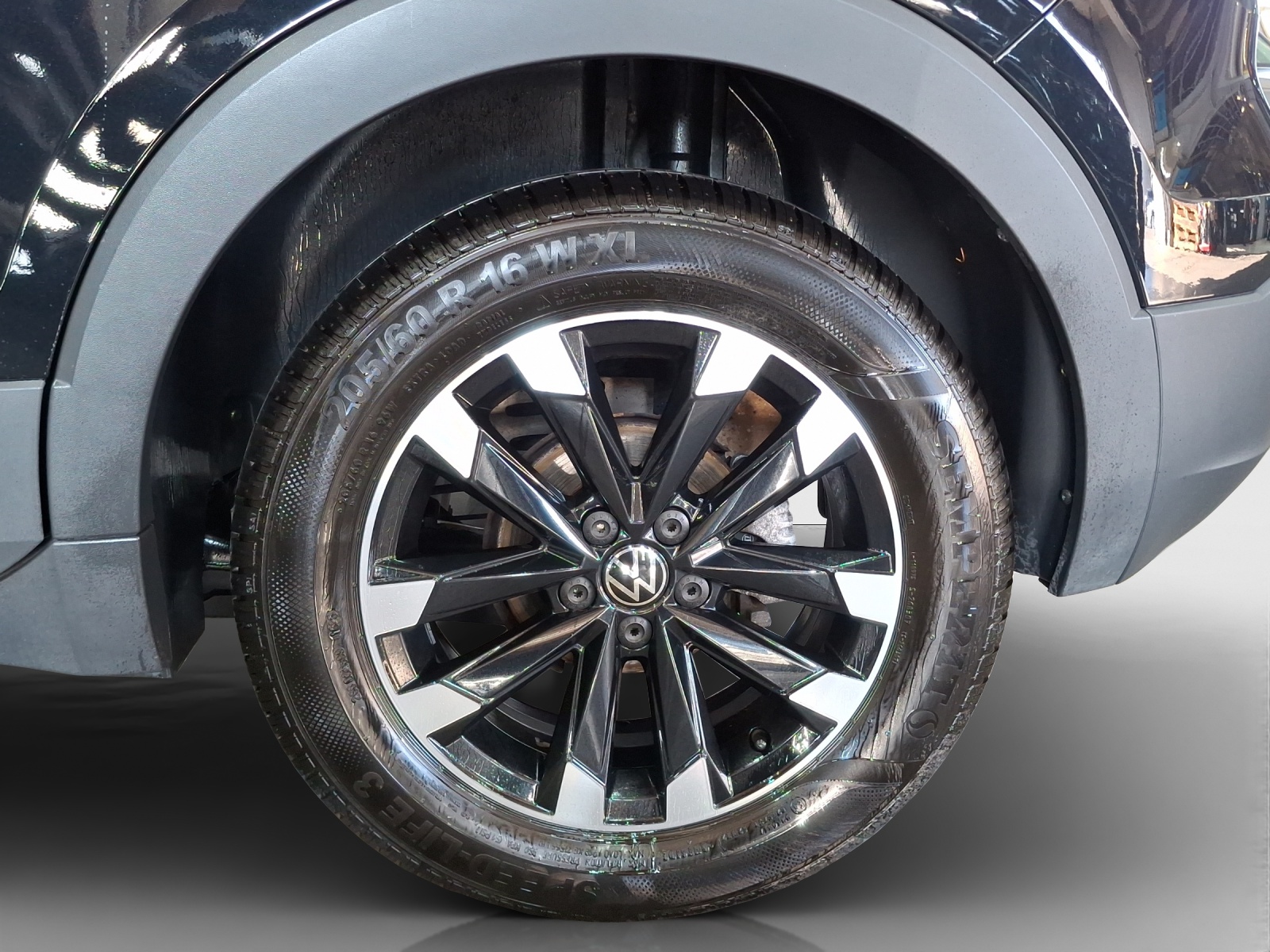 VW T-Cross 1.0 TSI Life DSG-image-15