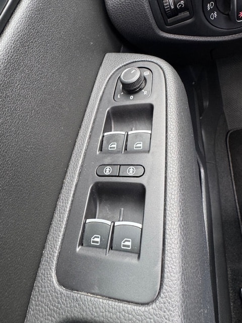 SEAT Alhambra 2.0 TDI Reference 4Drive 7 PLACES-image-19