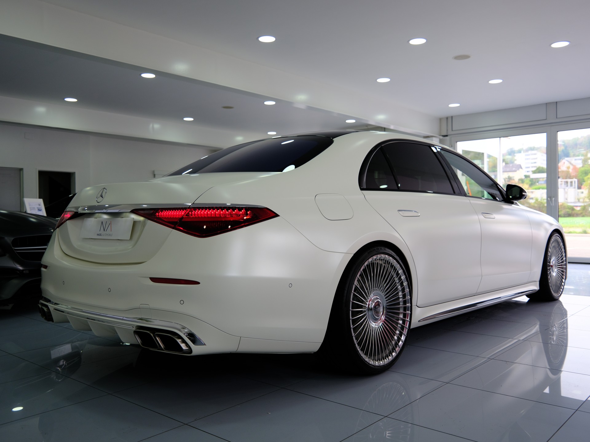 MERCEDES-BENZ S 580 L 4Matic AMG Line 9G-Tronic *Sonderlackierung* *Burmester 4D*-image-6