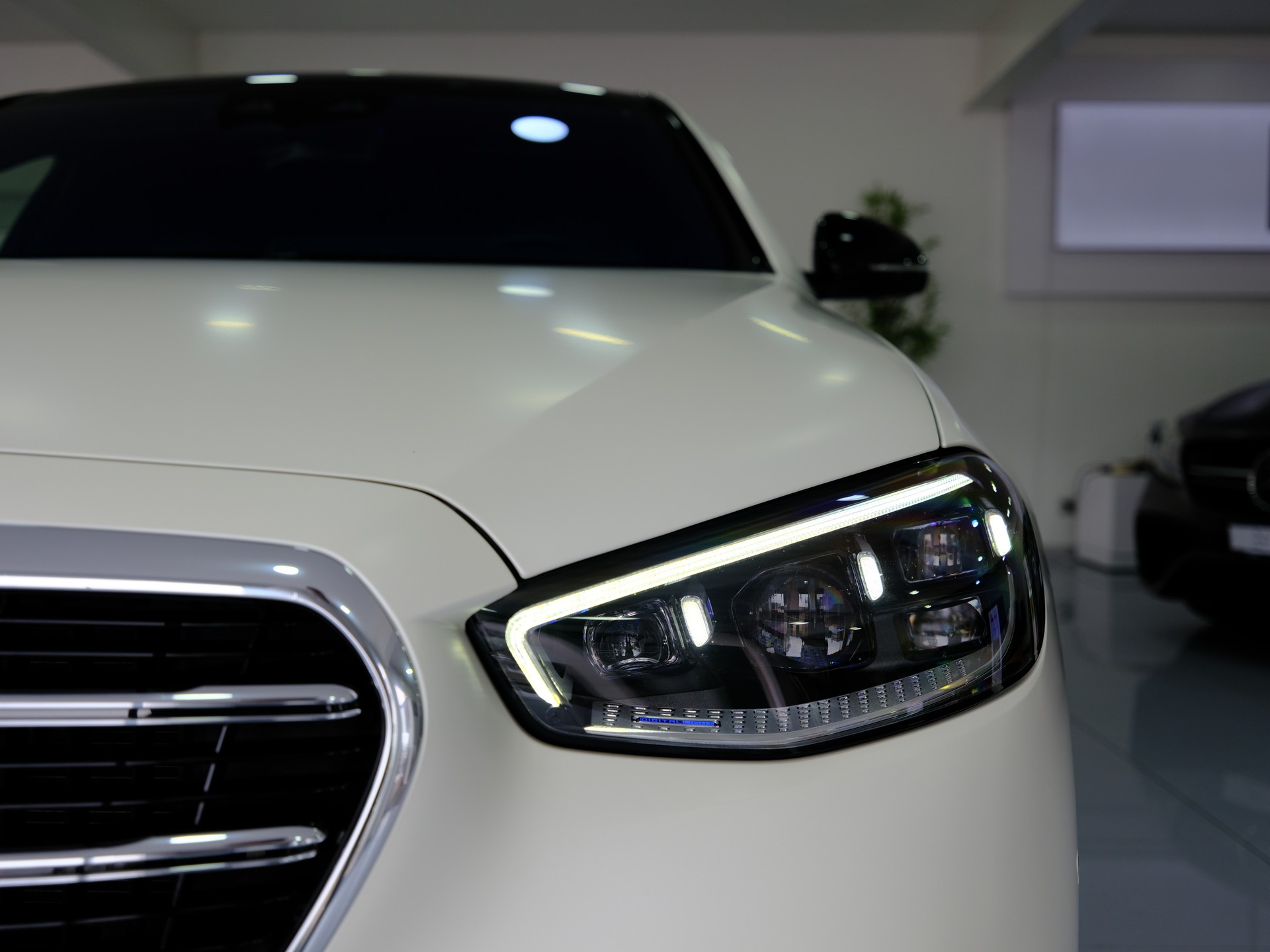 MERCEDES-BENZ S 580 L 4Matic AMG Line 9G-Tronic *Sonderlackierung* *Burmester 4D*-image-16