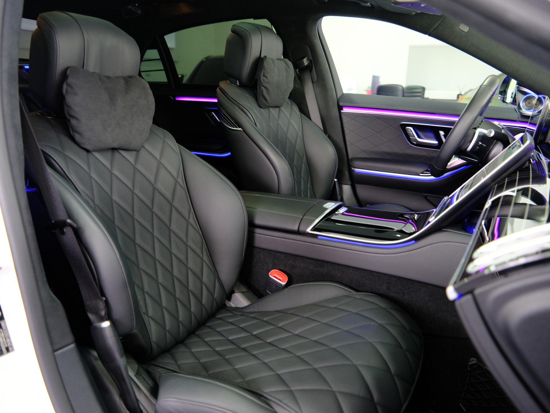 MERCEDES-BENZ S 580 L 4Matic AMG Line 9G-Tronic *Sonderlackierung* *Burmester 4D*-image-27