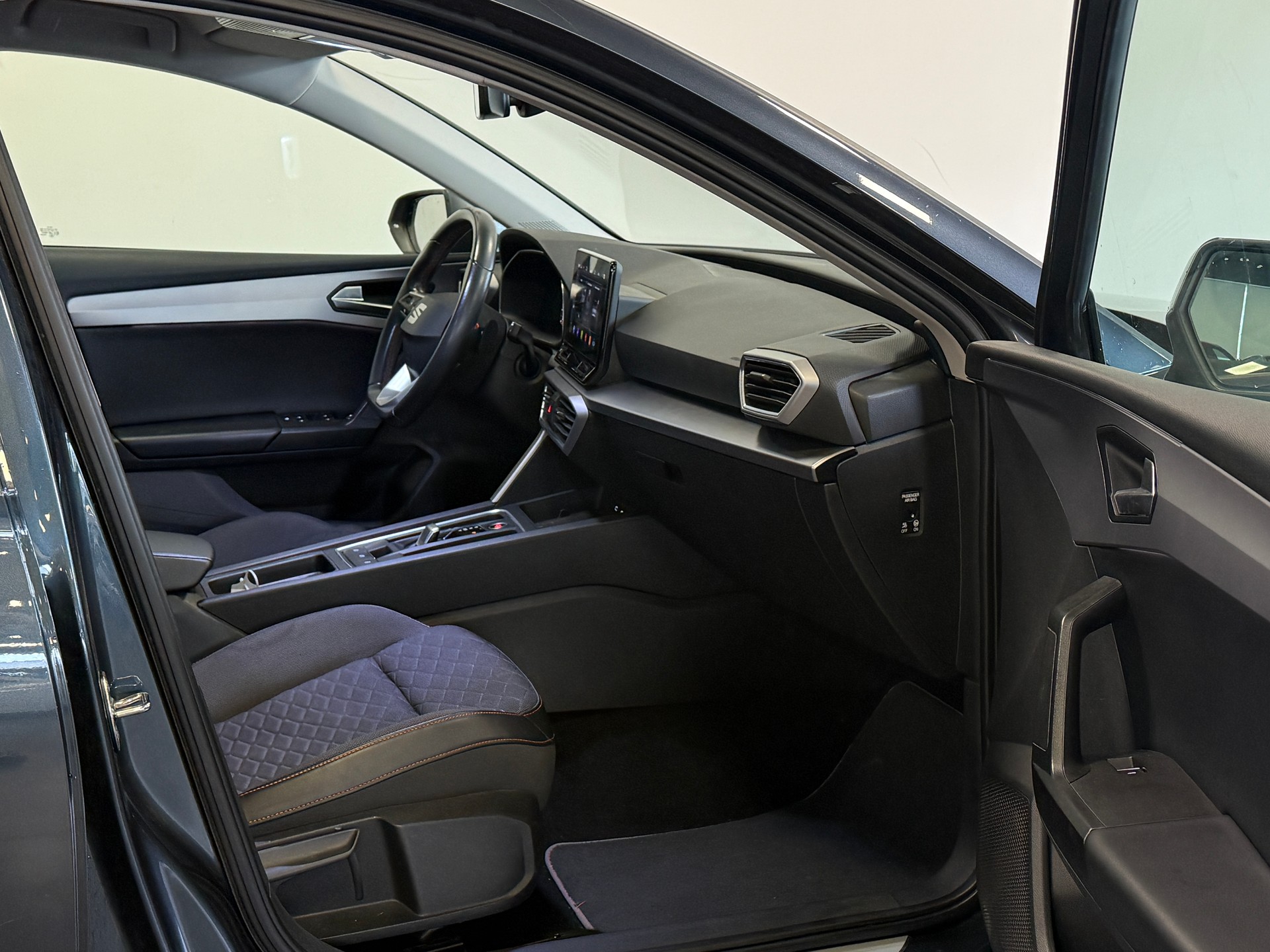 SEAT Leon ST 2.0 TDI EVO DSG 4Drive FR Hola-image-10